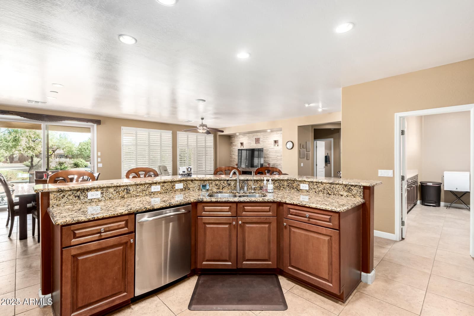5381 N Pioneer Drive, Eloy, AZ 85131 — photo 18 of 52