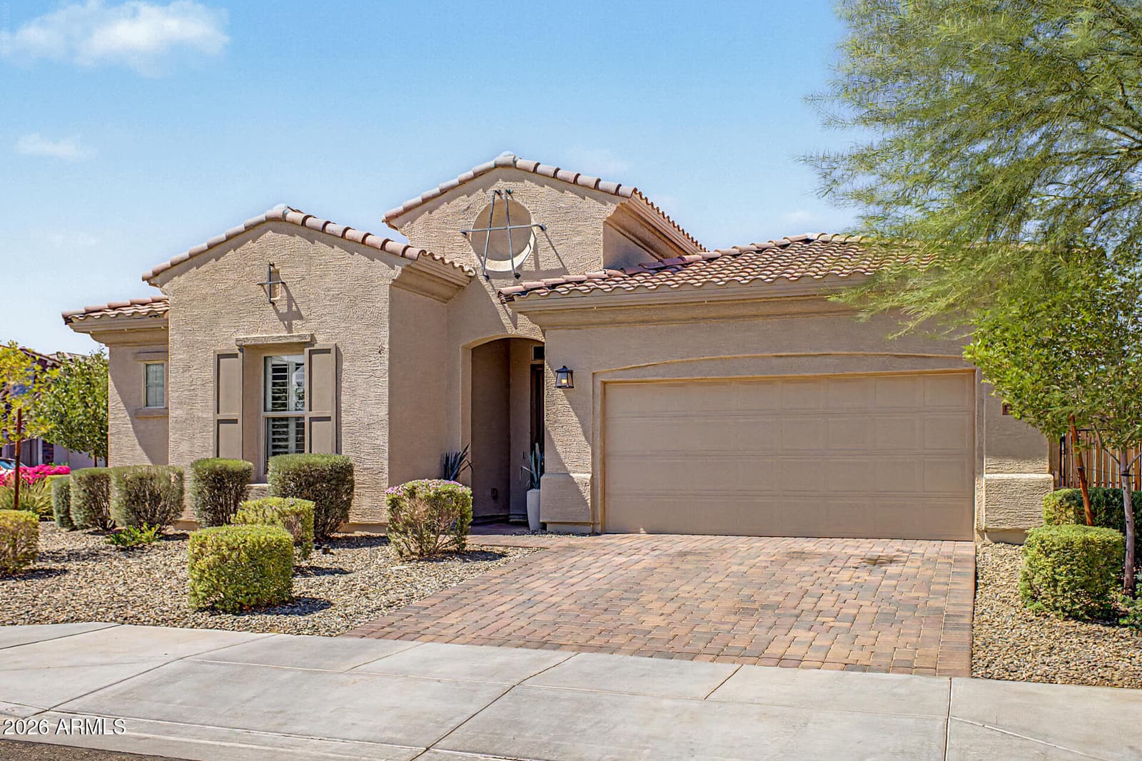 19048 W Solano Drive, Litchfield Park, AZ 85340 — photo 8 of 48