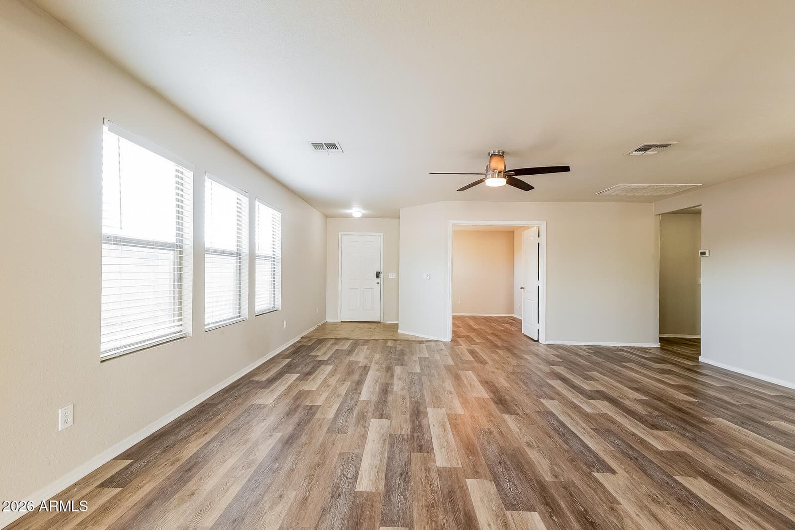 1877 N GREENWAY Lane, Casa Grande, AZ 85122 — photo 4 of 21