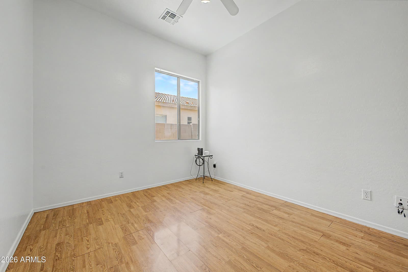 10102 W Riverside Avenue, Tolleson, AZ 85353 — photo 4 of 29