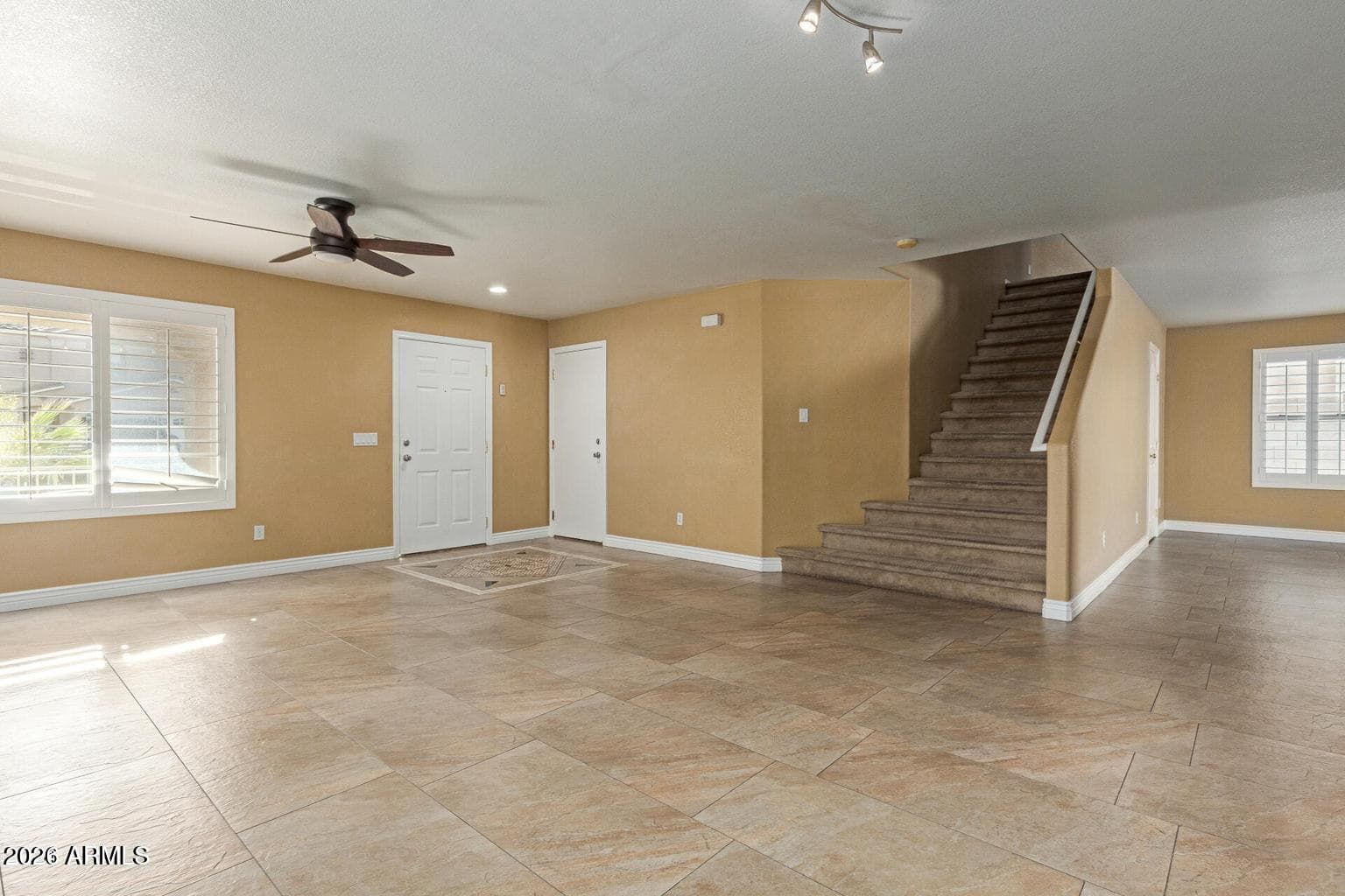 990 E DORIS Street, Avondale, AZ 85323 — photo 12 of 50