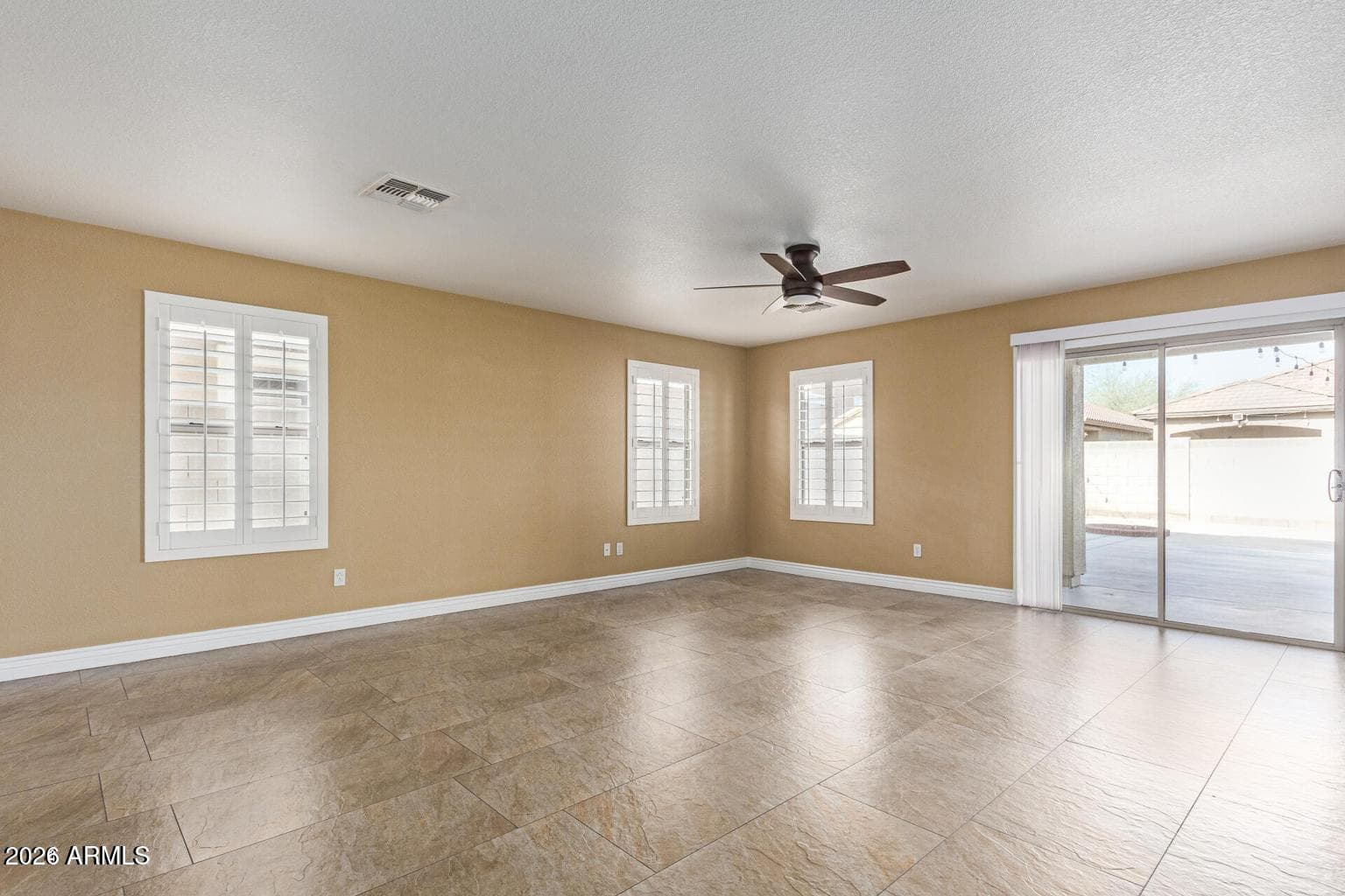 990 E DORIS Street, Avondale, AZ 85323 — photo 14 of 50