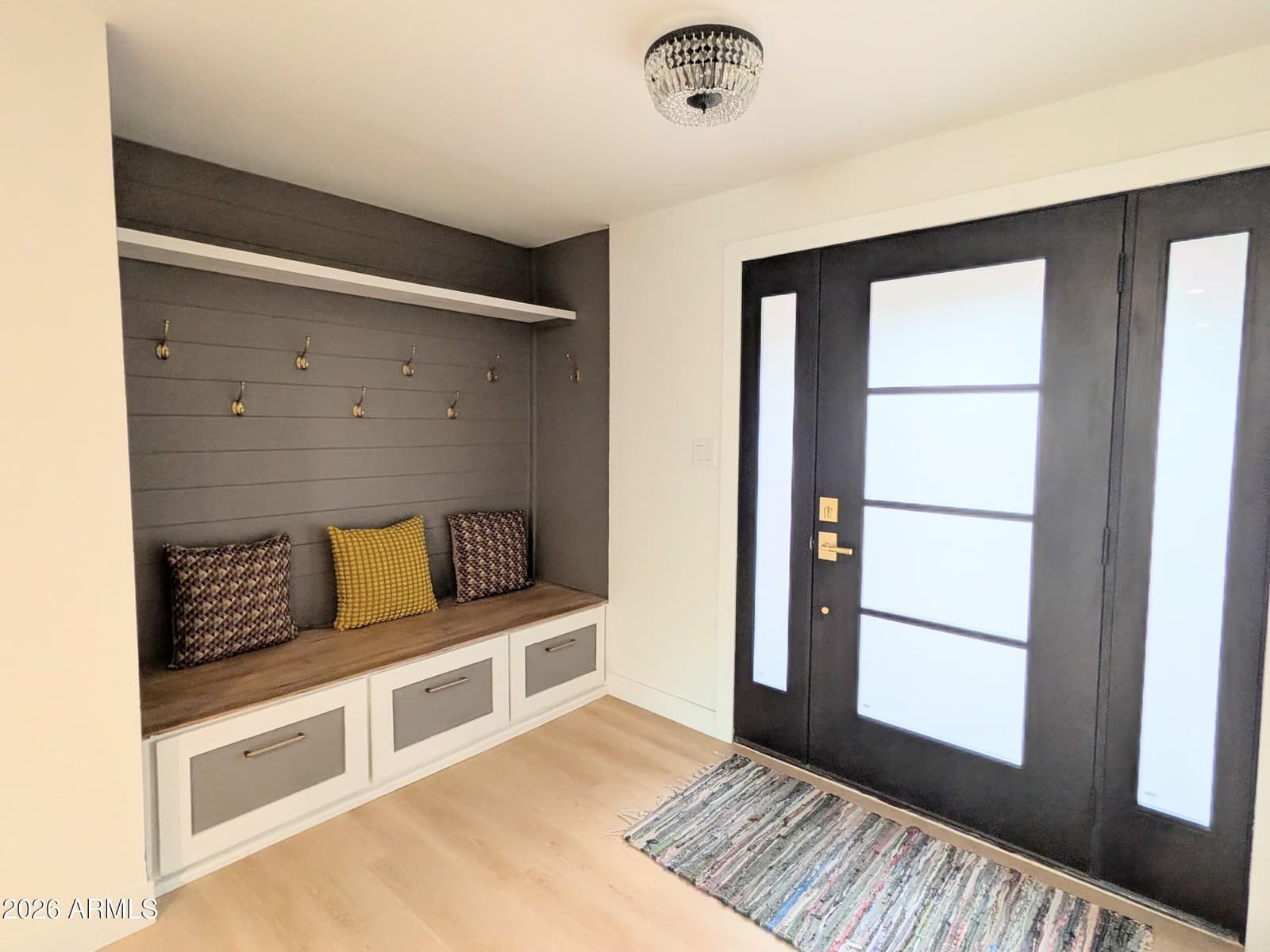 735 E MANHATTON Drive, Tempe, AZ 85282 — photo 3 of 40