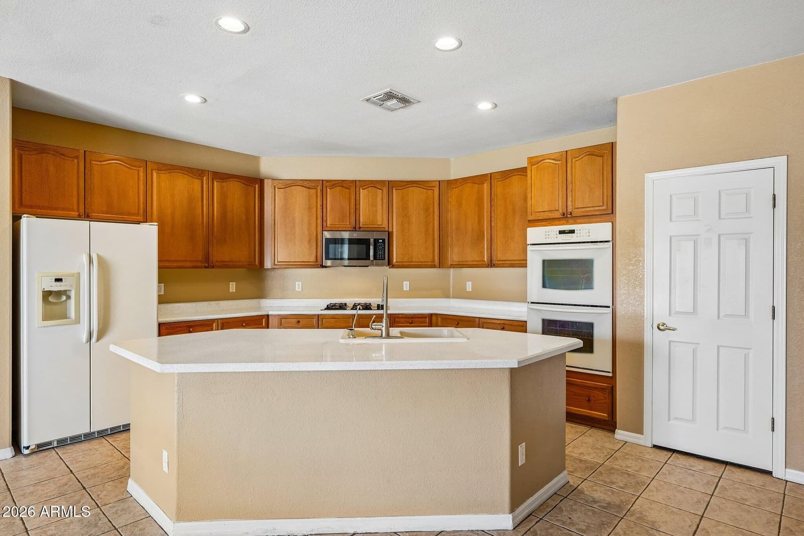 14450 W AVALON Drive, Goodyear, AZ 85395 — photo 12 of 46