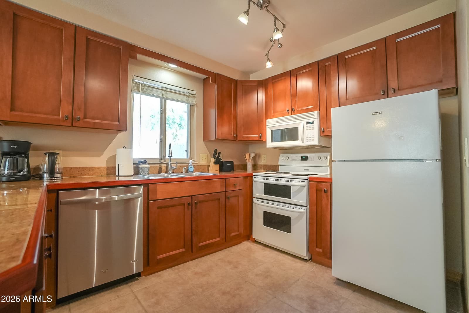 13806 N HAMILTON Drive 101, Fountain Hills, AZ 85268 — photo 10 of 25