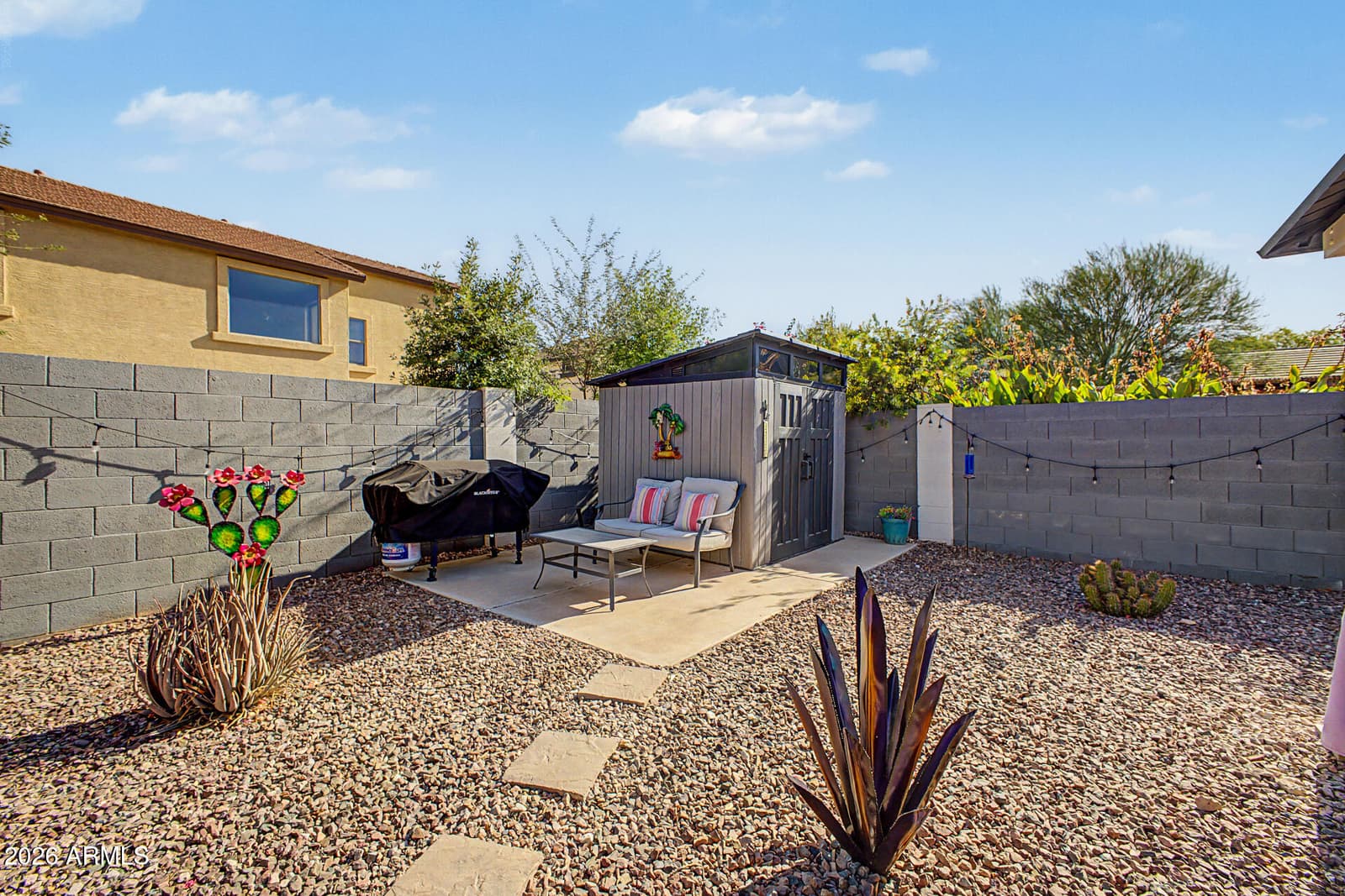 879 W HOLSTEIN Trail, San Tan Valley, AZ 85143 — photo 31 of 31