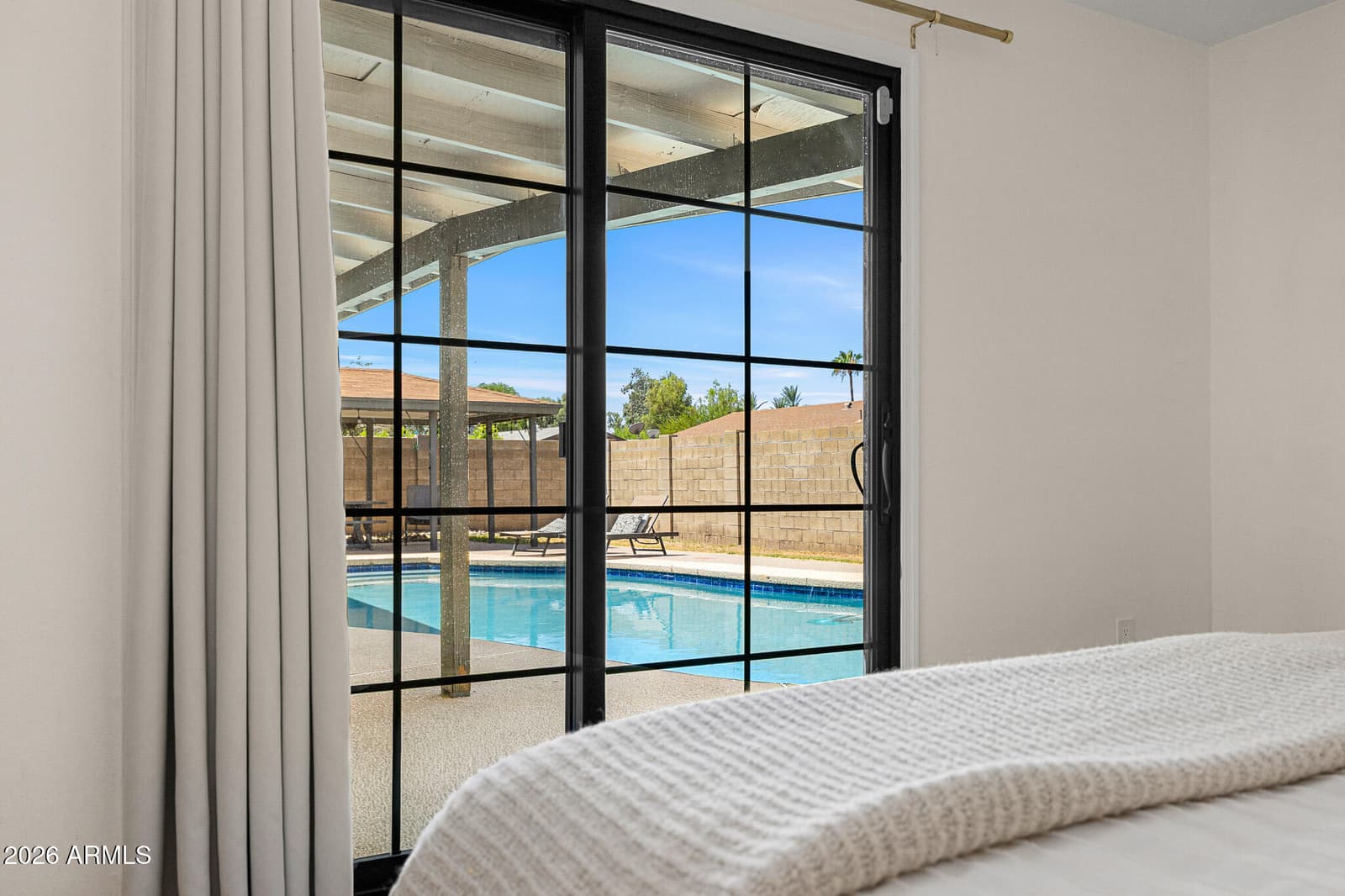 13828 N 41ST Place, Phoenix, AZ 85032 — photo 9 of 17