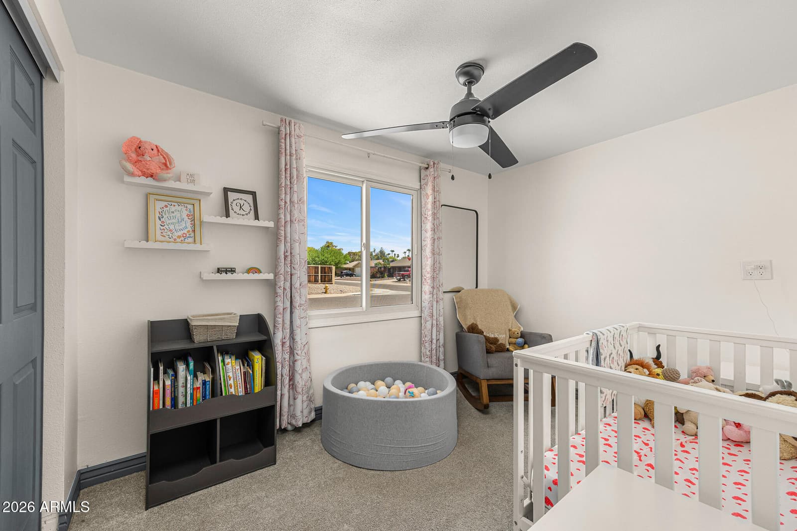 13828 N 41ST Place, Phoenix, AZ 85032 — photo 12 of 17