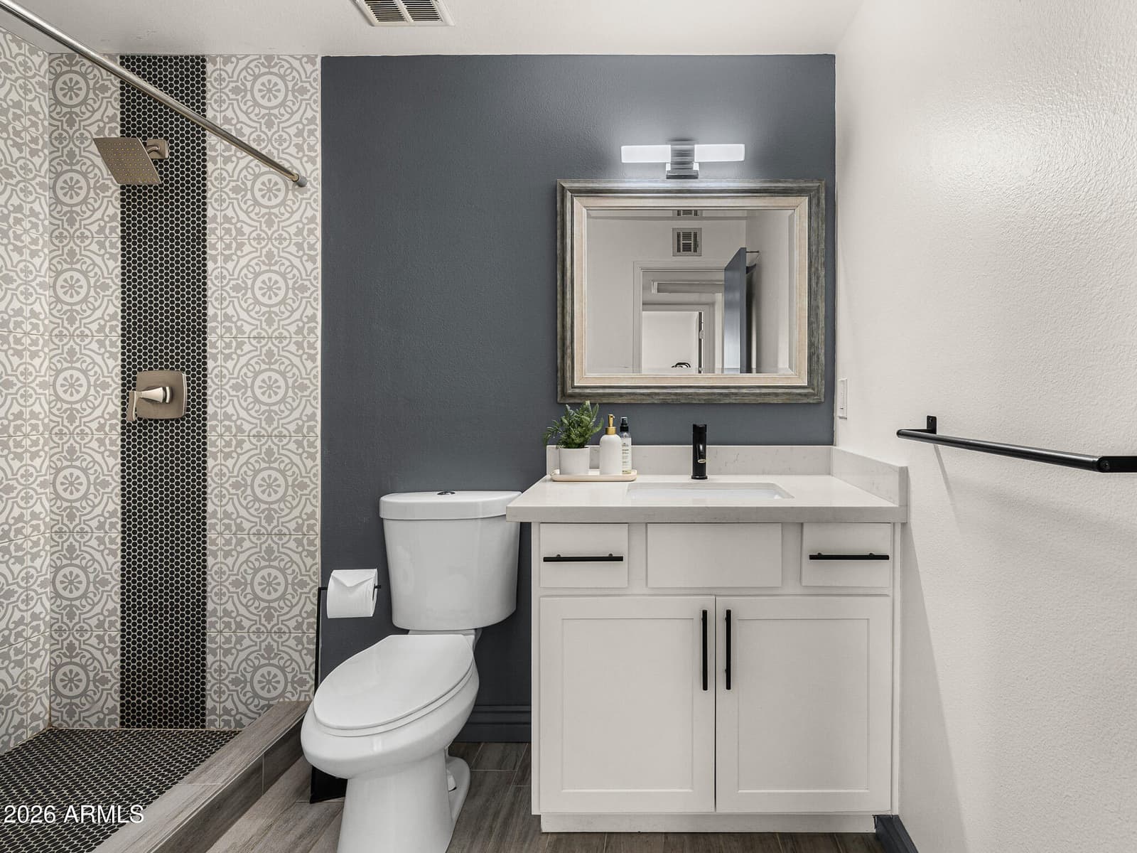 13828 N 41ST Place, Phoenix, AZ 85032 — photo 14 of 17
