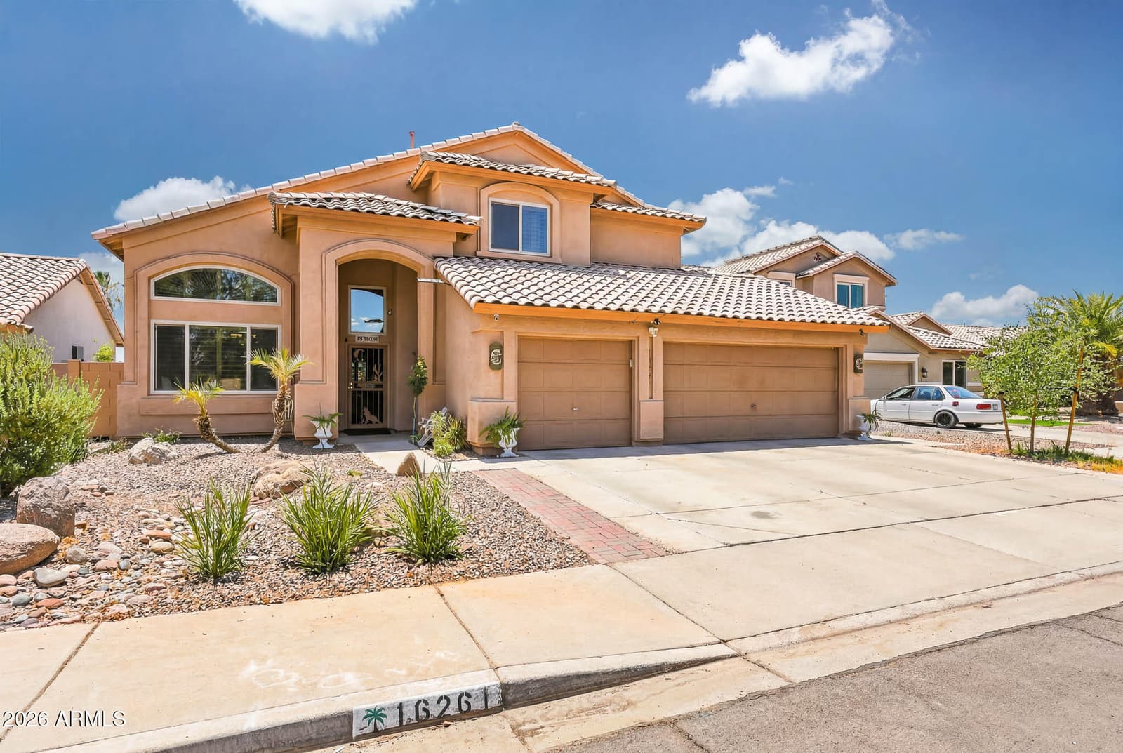 16261 W Maricopa Street, Goodyear, AZ 85338 — photo 3 of 35