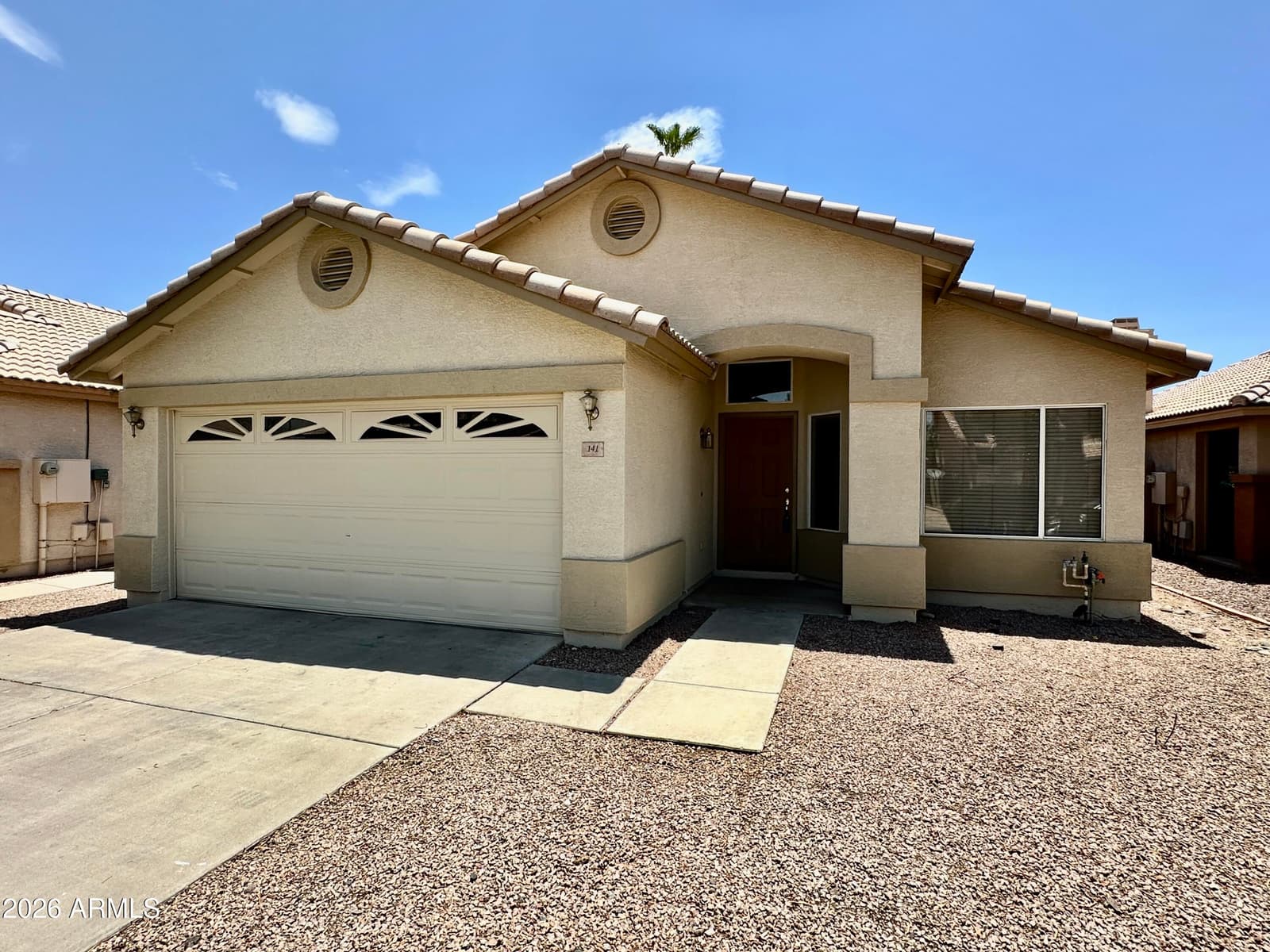 141 W SHANNON Street, Gilbert, AZ 85233 — photo 2 of 45