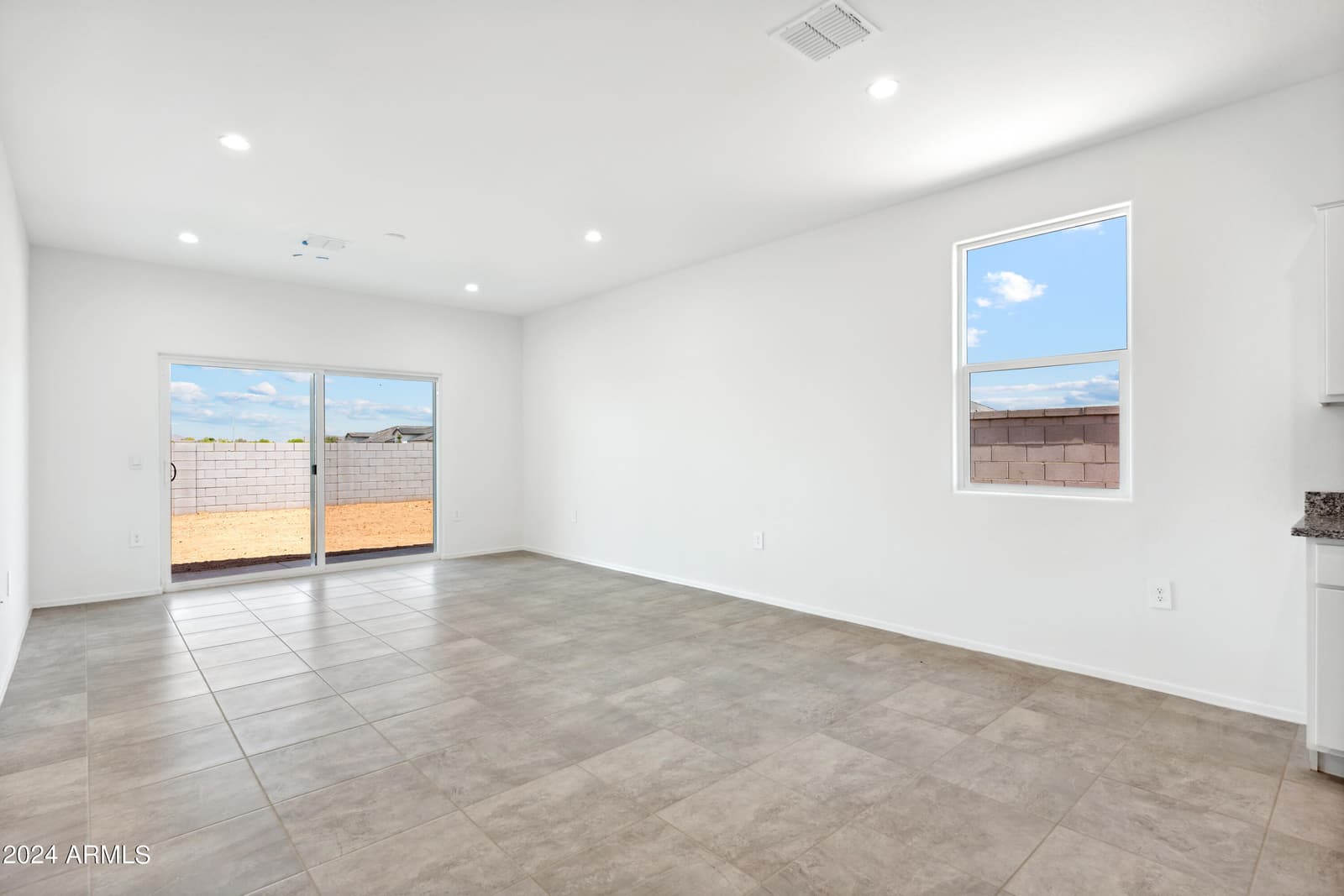 471 W KEATING Street, Florence, AZ 85132 — photo 11 of 29