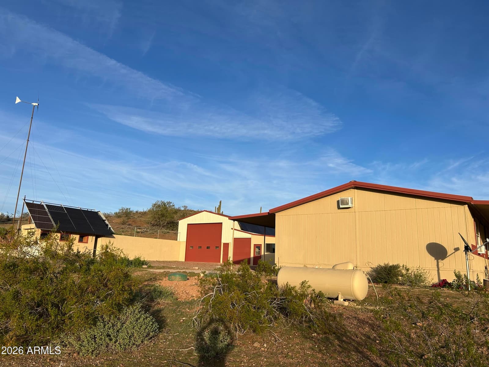 35439 W CAREFREE Highway, Wickenburg, AZ 85390 — photo 5 of 67