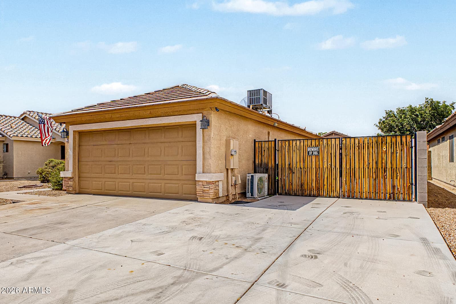 896 E GRAHAM Lane, Apache Junction, AZ 85119 — photo 3 of 28