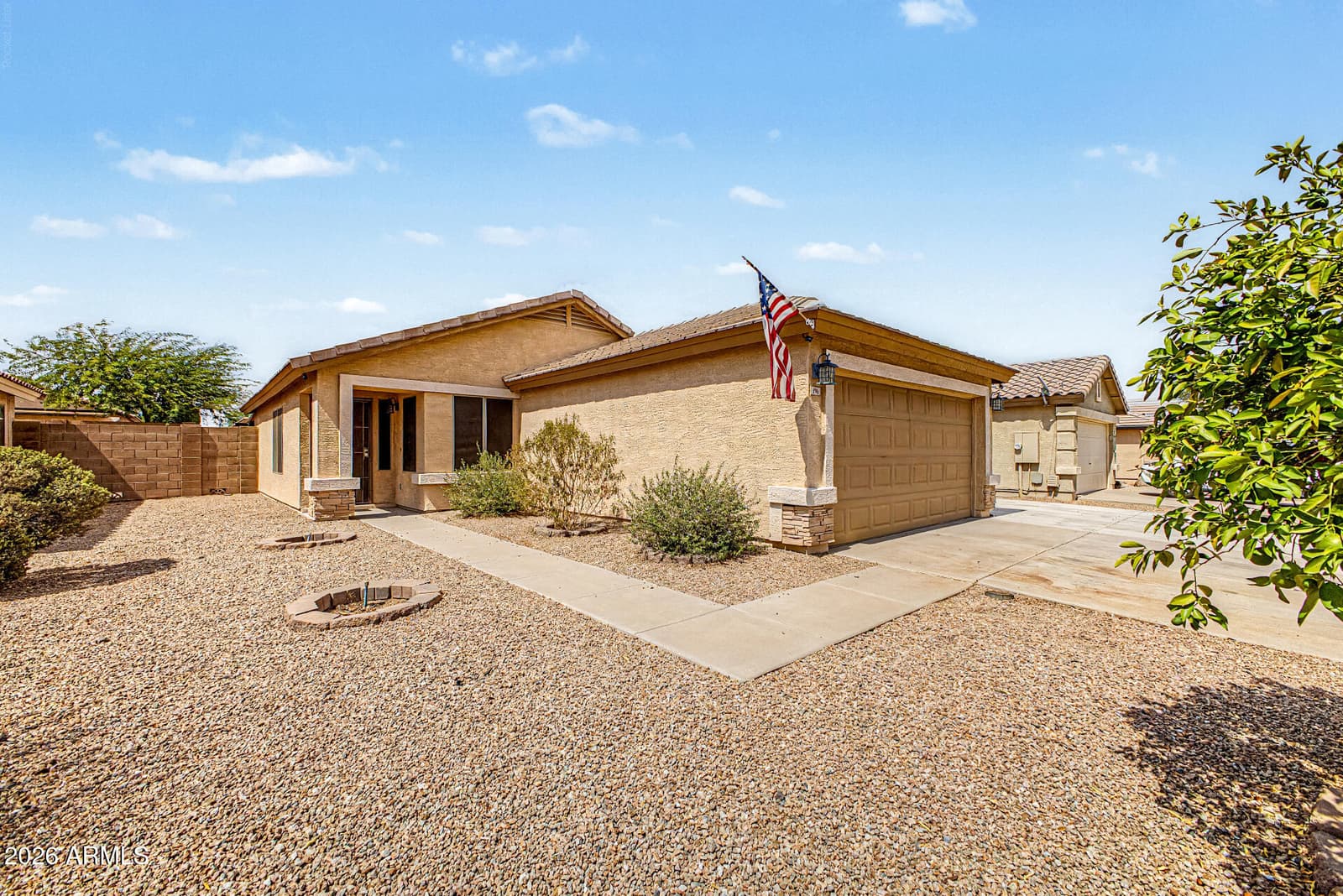 896 E GRAHAM Lane, Apache Junction, AZ 85119 — photo 4 of 28