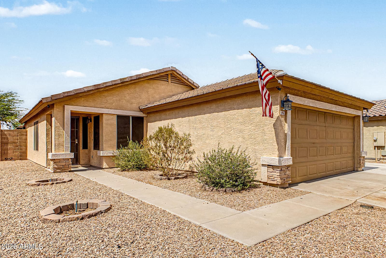 896 E GRAHAM Lane, Apache Junction, AZ 85119 — photo 5 of 28