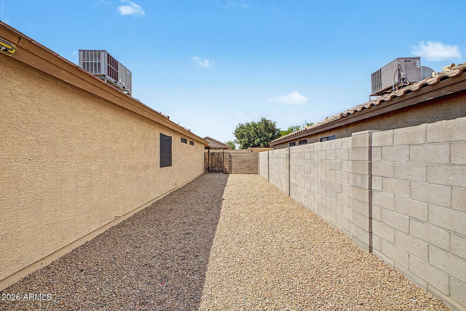 896 E GRAHAM Lane, Apache Junction, AZ 85119 — photo 25 of 28