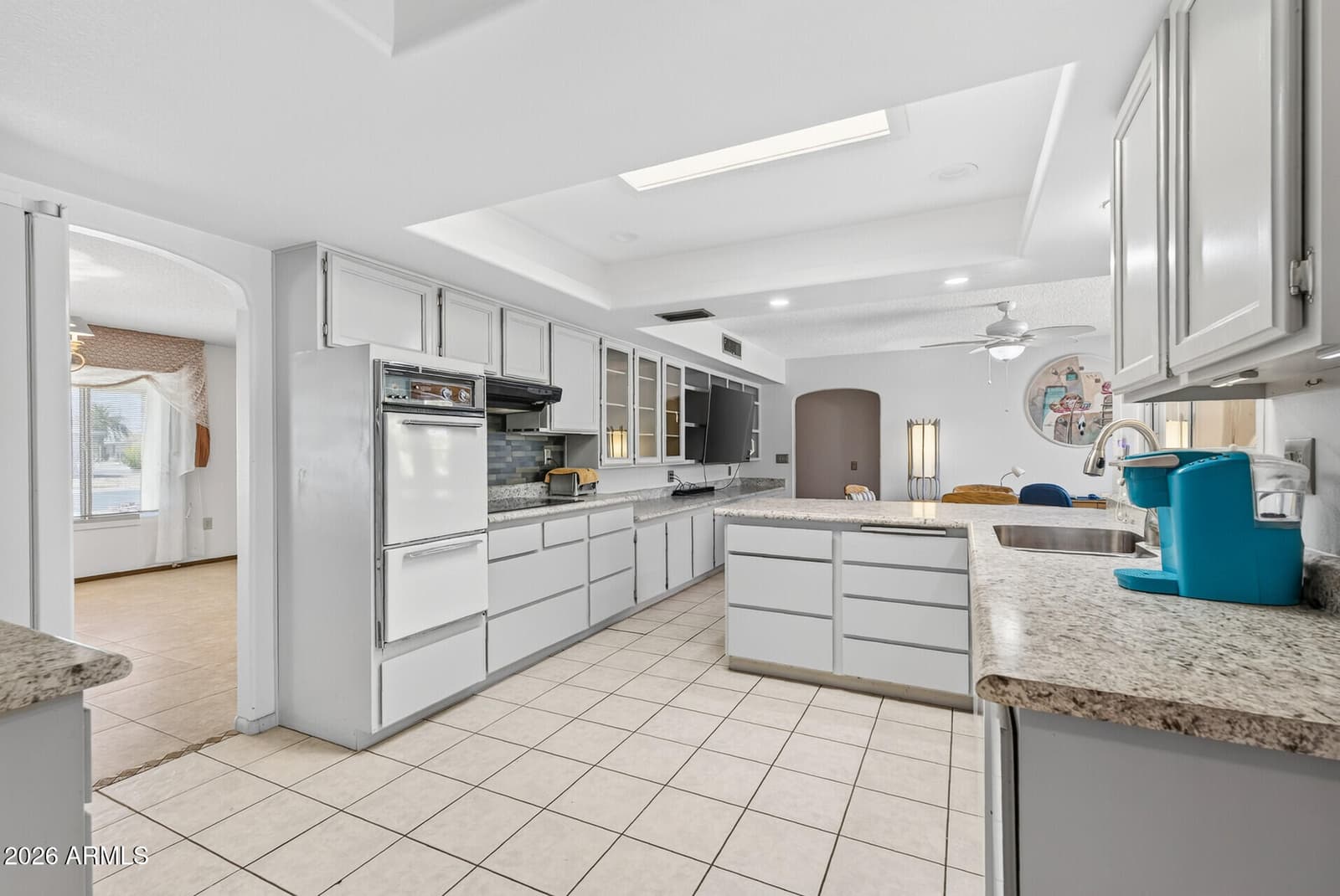 10306 W PONDEROSA Circle, Sun City, AZ 85373 — photo 11 of 45