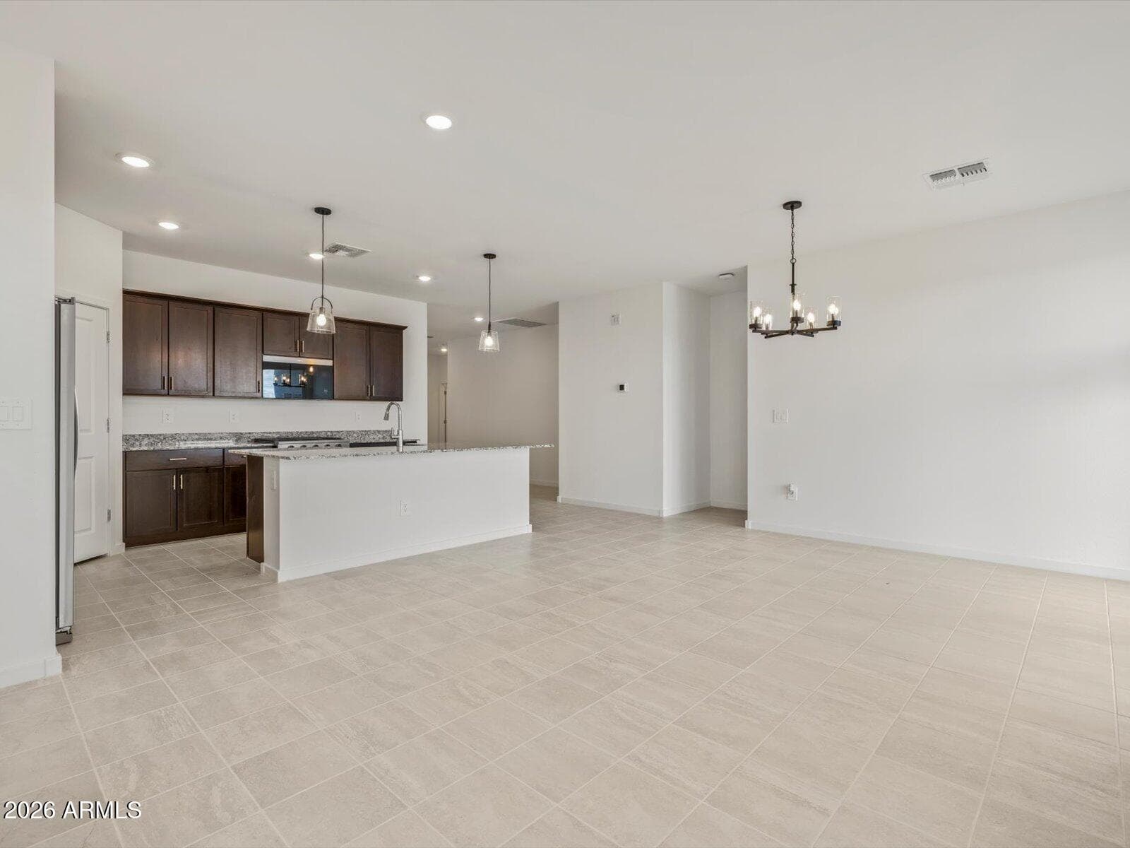 4024 S 108th Drive, Tolleson, AZ 85353 — photo 6 of 22