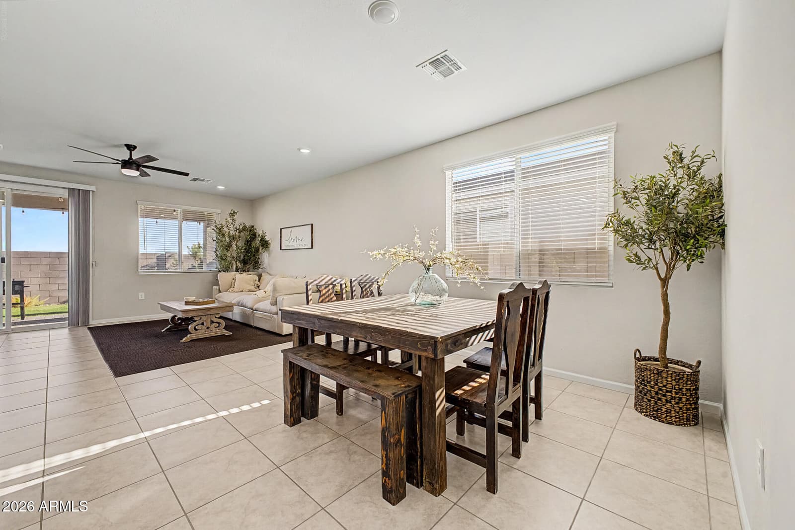 2601 E HOUSTON Avenue, Apache Junction, AZ 85119 — photo 5 of 29