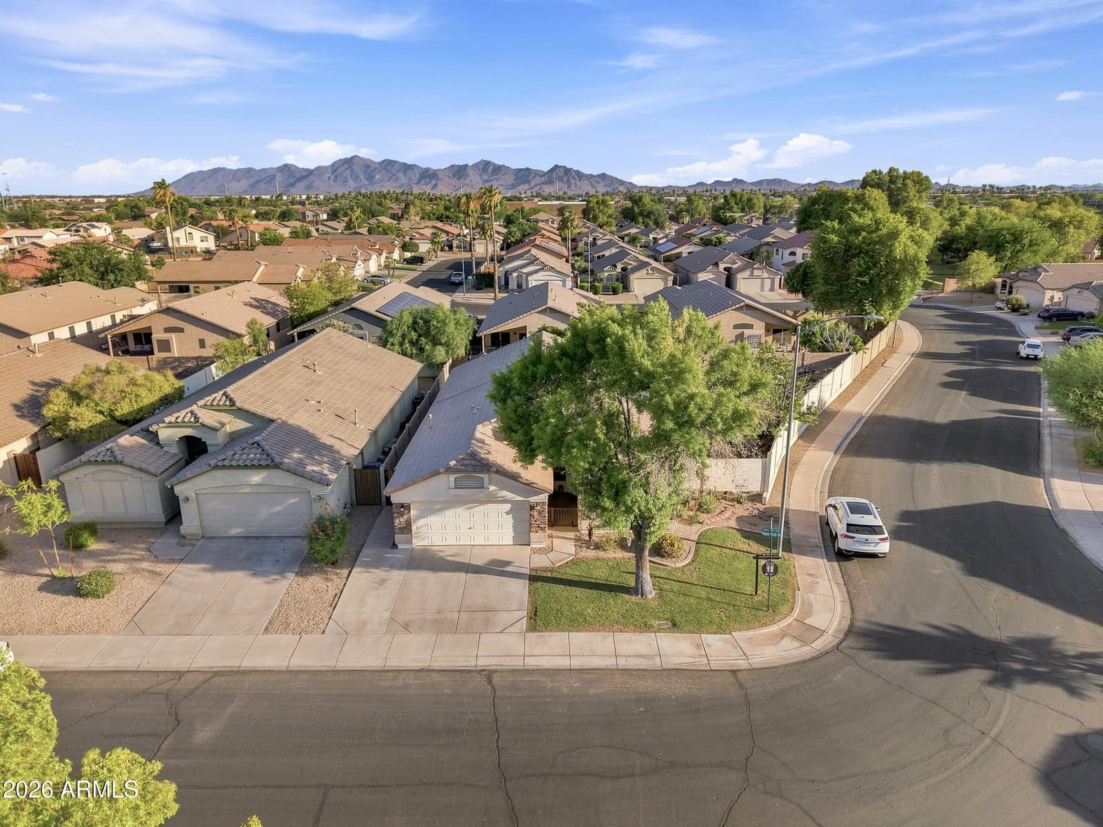 12813 W Monte Vista Road, Avondale, AZ 85392 — photo 7 of 53