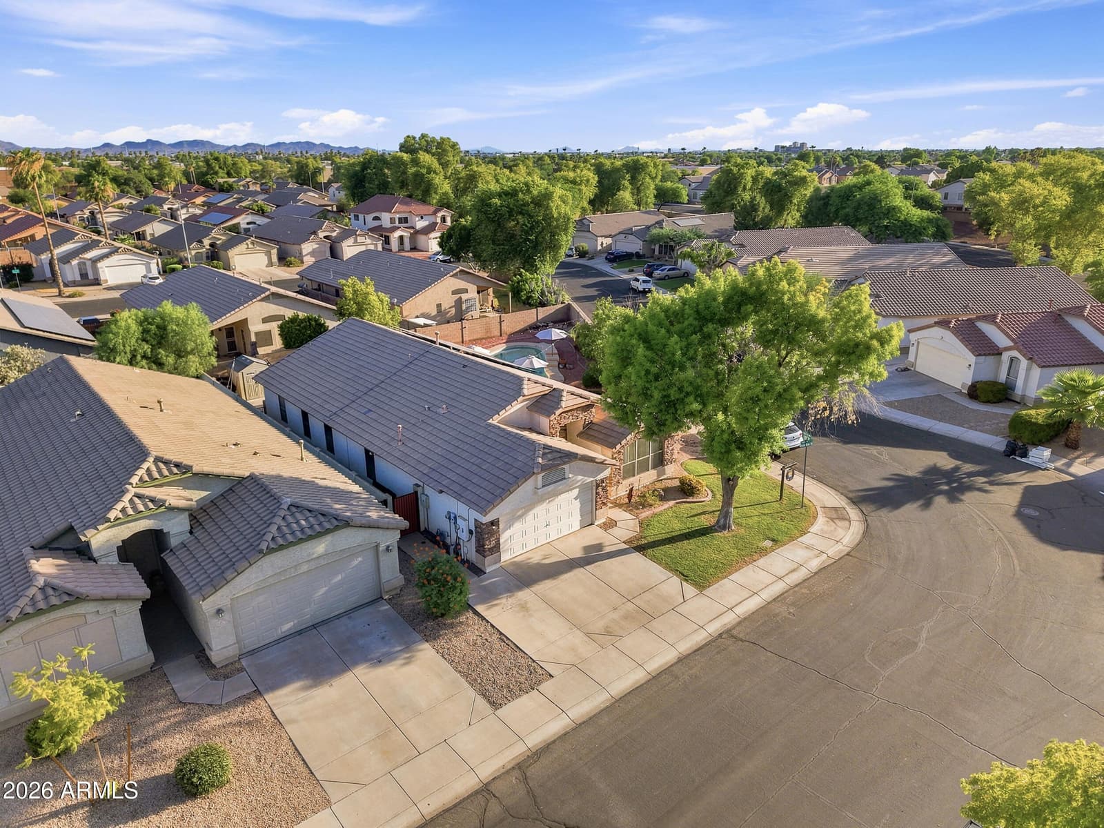 12813 W Monte Vista Road, Avondale, AZ 85392 — photo 8 of 53
