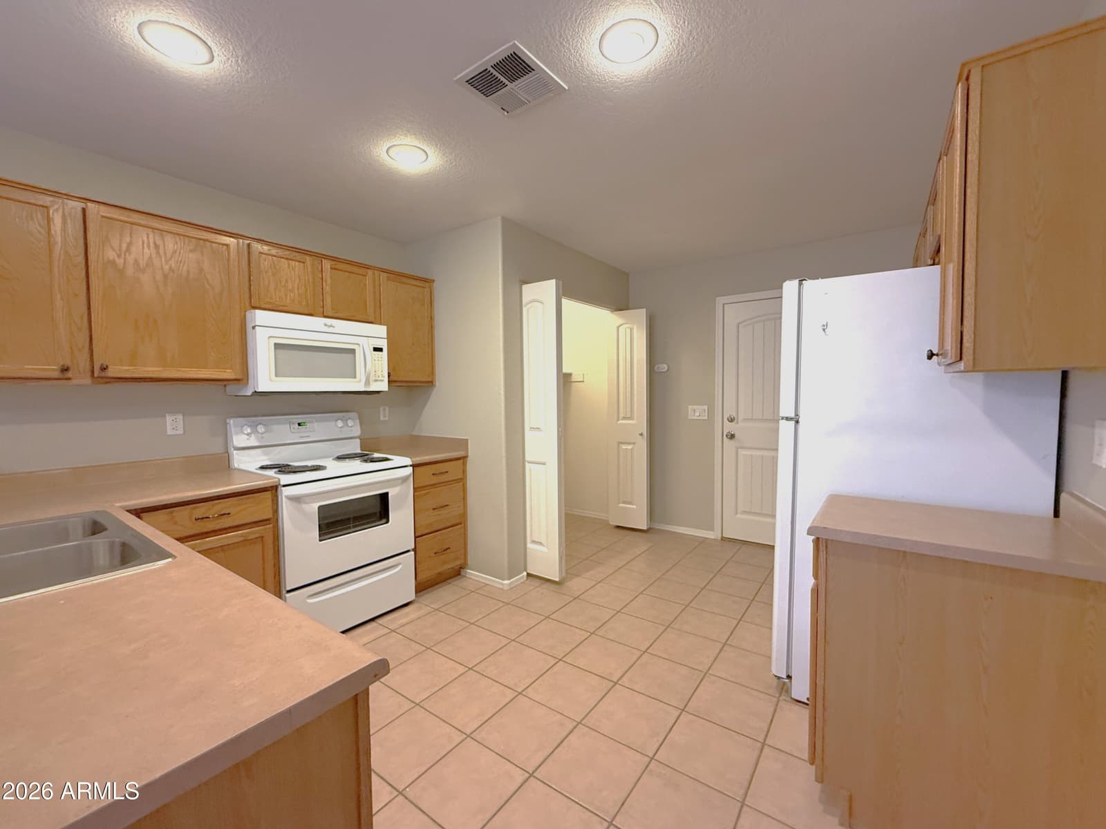 4028 W LONE CACTUS Drive, Glendale, AZ 85308 — photo 6 of 26