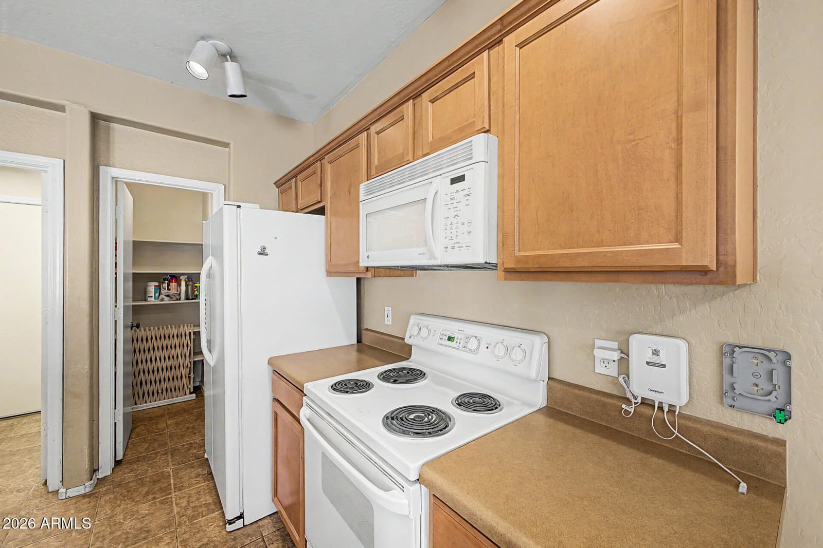2986 E Silverbell Road, San Tan Valley, AZ 85143 — photo 13 of 43