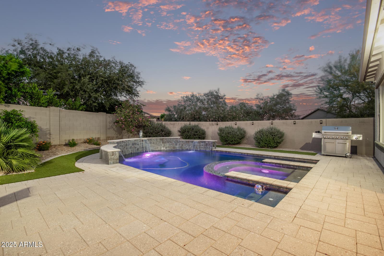 1076 E KENSINGTON Road, Gilbert, AZ 85297 — photo 44 of 69