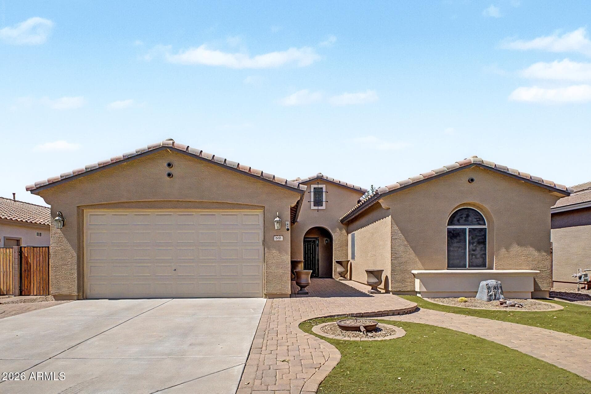 668 W STANLEY Avenue, Queen Creek, AZ 85140