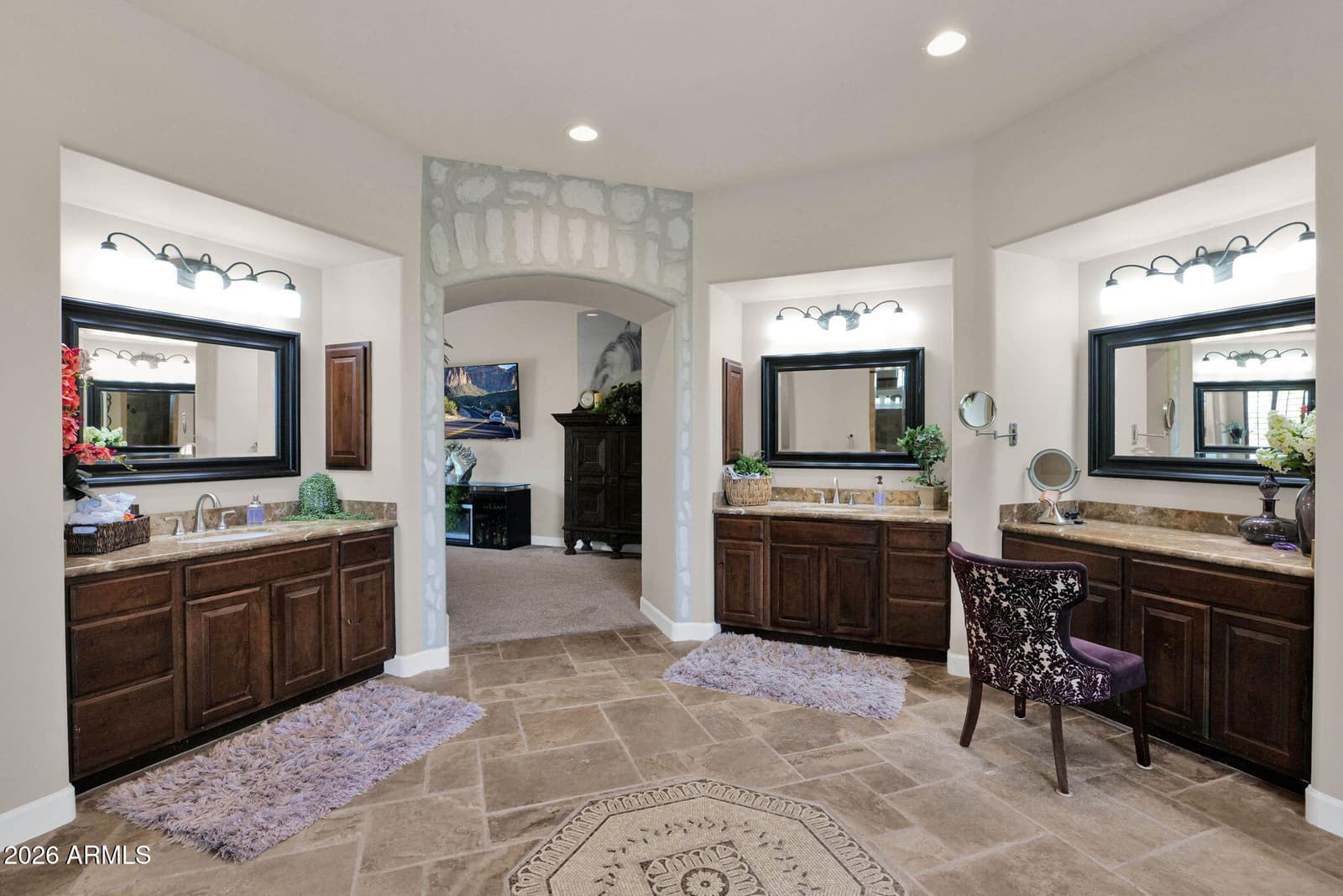 5716 E Milton Drive, Cave Creek, AZ 85331 — photo 9 of 44