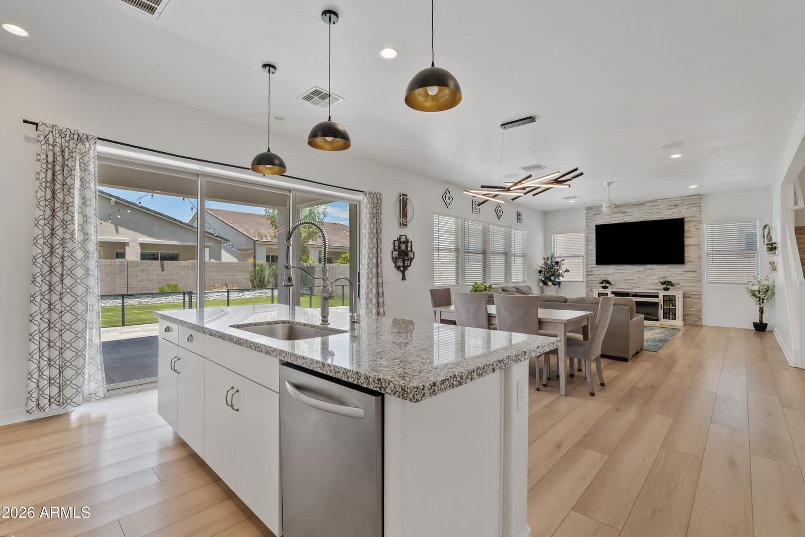 10204 E THUNDERBOLT Avenue, Mesa, AZ 85212 — photo 3 of 38
