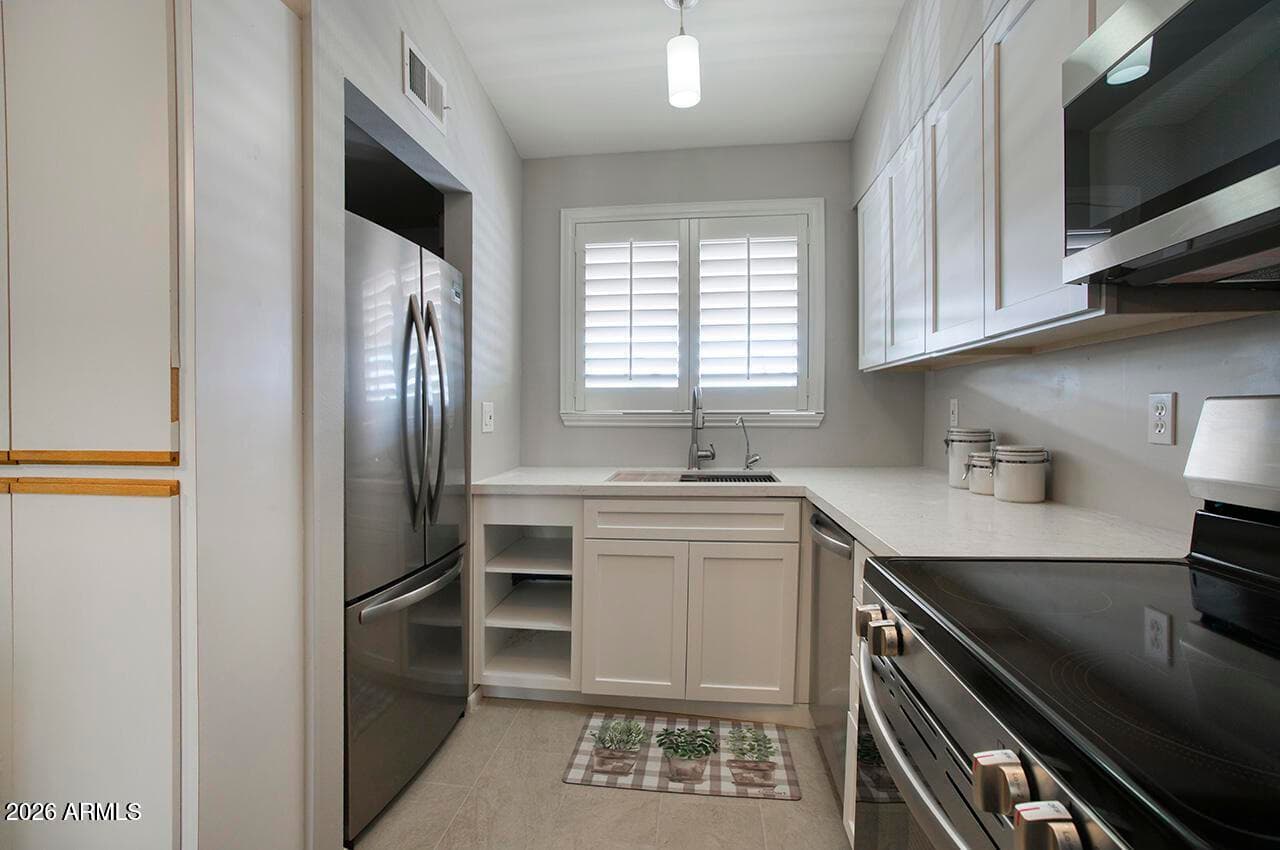 10820 N FAIRWAY Court W 218, Sun City, AZ 85351 — photo 12 of 16