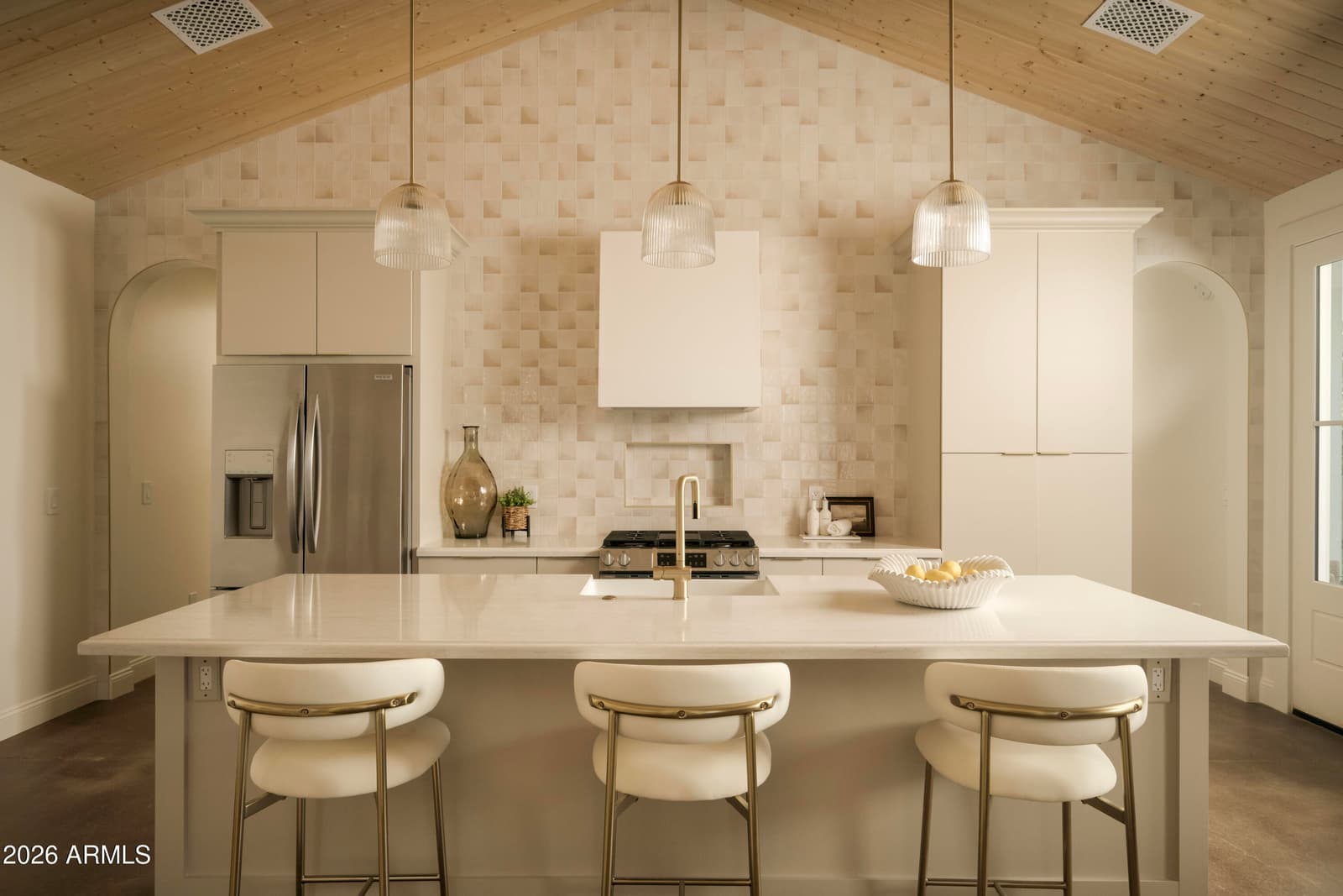 32 W Linger Lane, Phoenix, AZ 85021 — photo 16 of 31