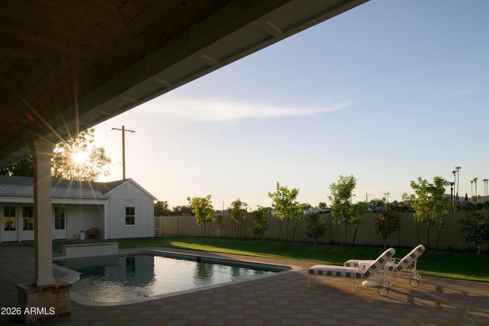 32 W Linger Lane, Phoenix, AZ 85021 — photo 24 of 31