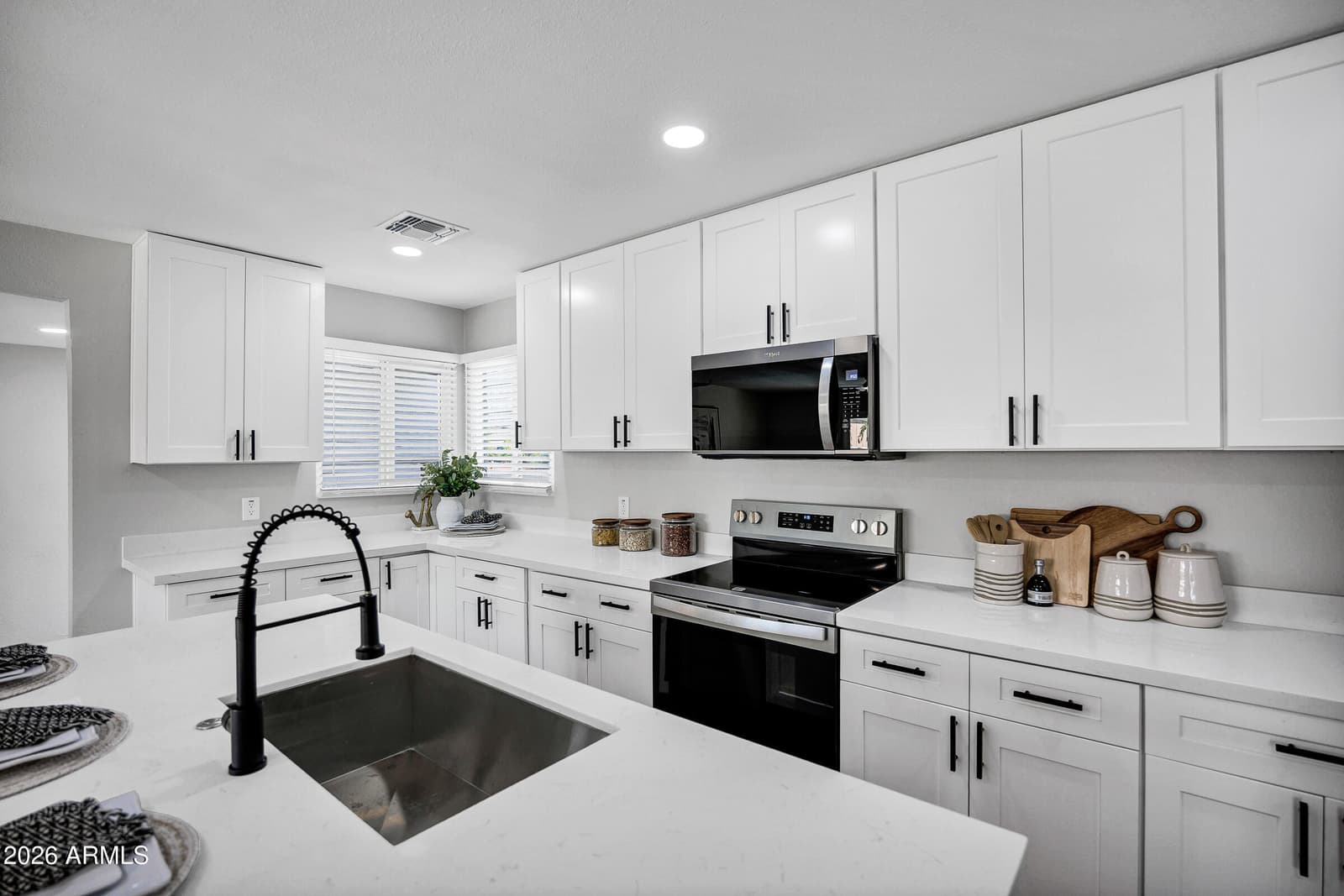412 E ORION Street, Tempe, AZ 85283 — photo 14 of 37