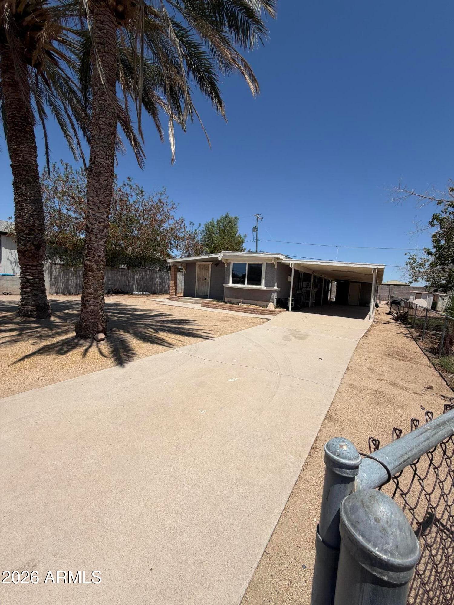 13542 W MARYLAND Avenue, Litchfield Park, AZ 85340 — photo 2 of 5