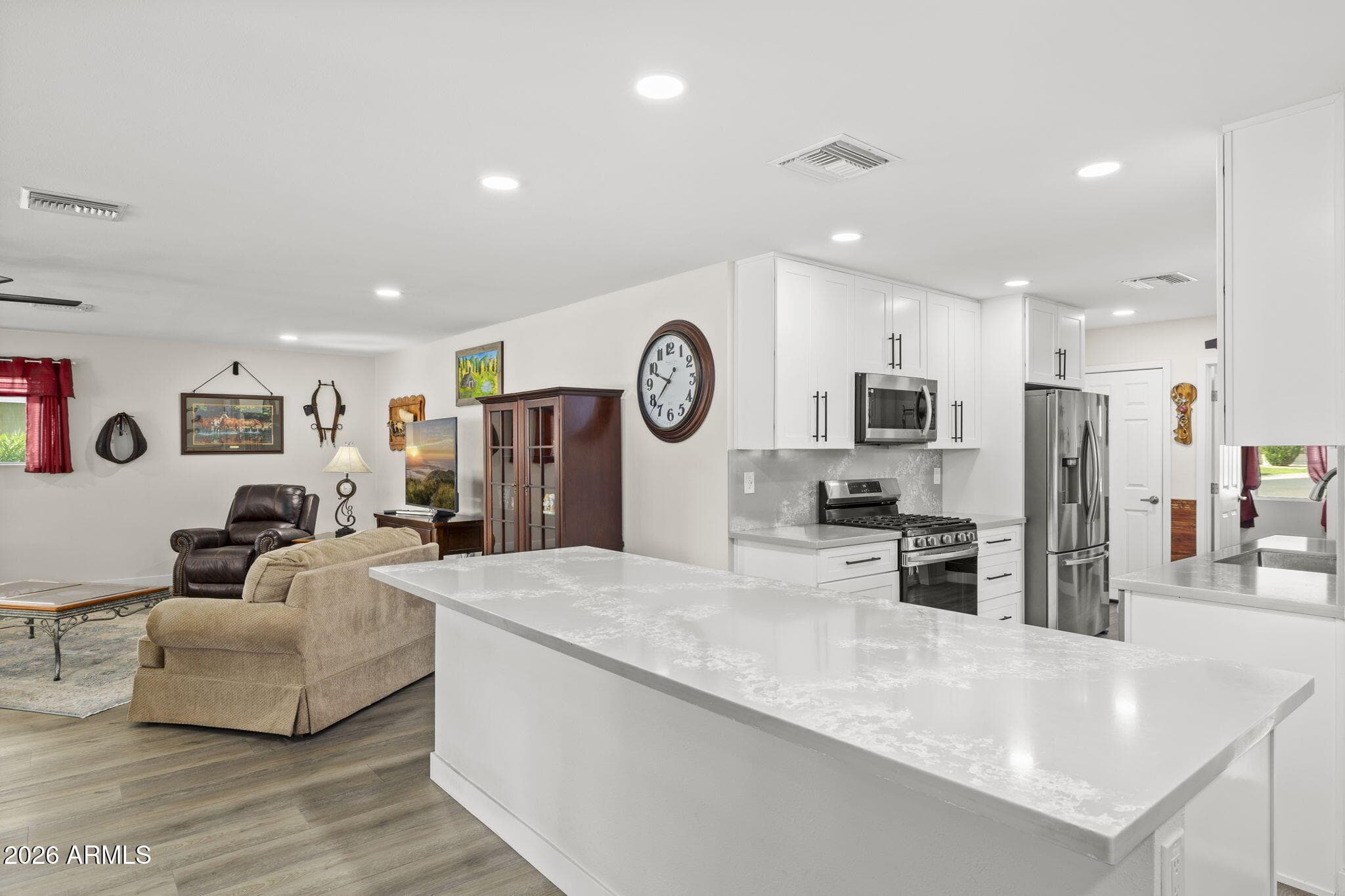 10896 W CLAIR Drive, Sun City, AZ 85351 — photo 13 of 30