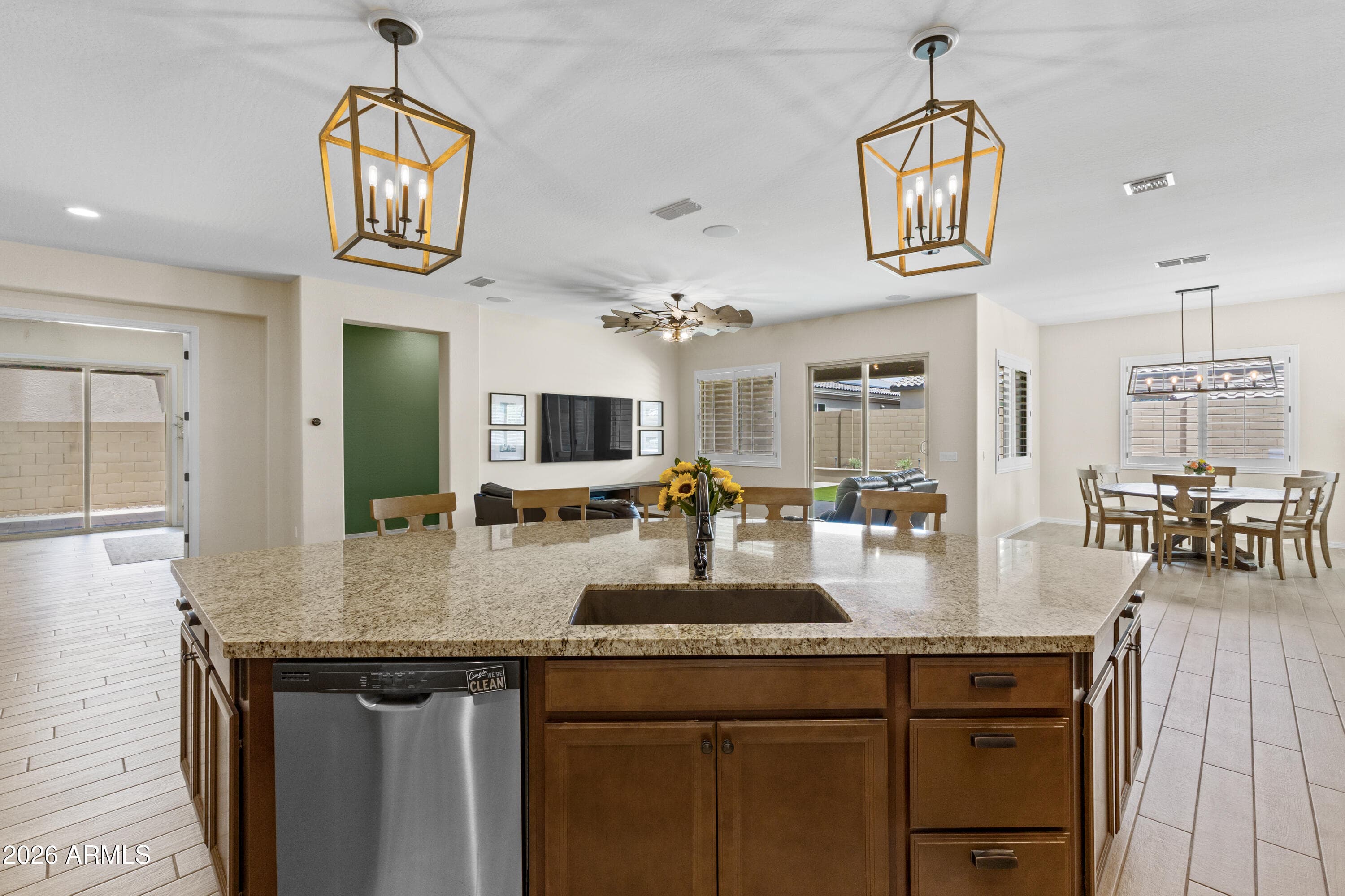 9416 W PARKSIDE Lane, Peoria, AZ 85383 — photo 11 of 47