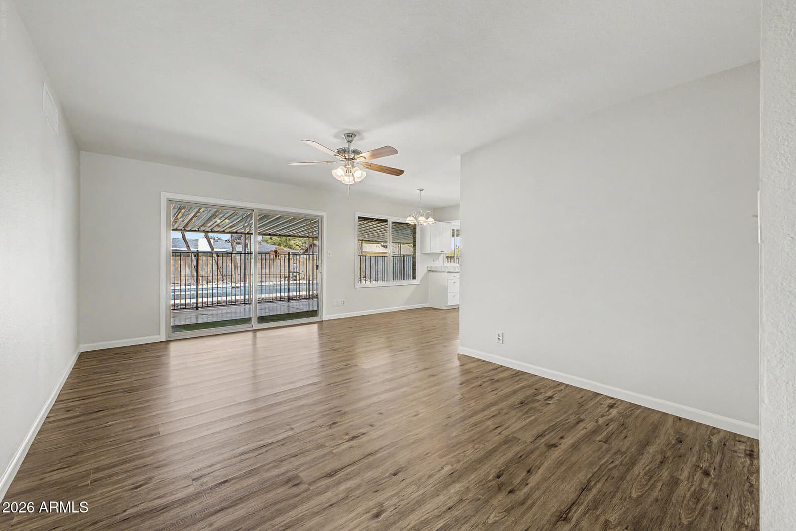 2820 S GEORGE Drive, Tempe, AZ 85282 — photo 11 of 40
