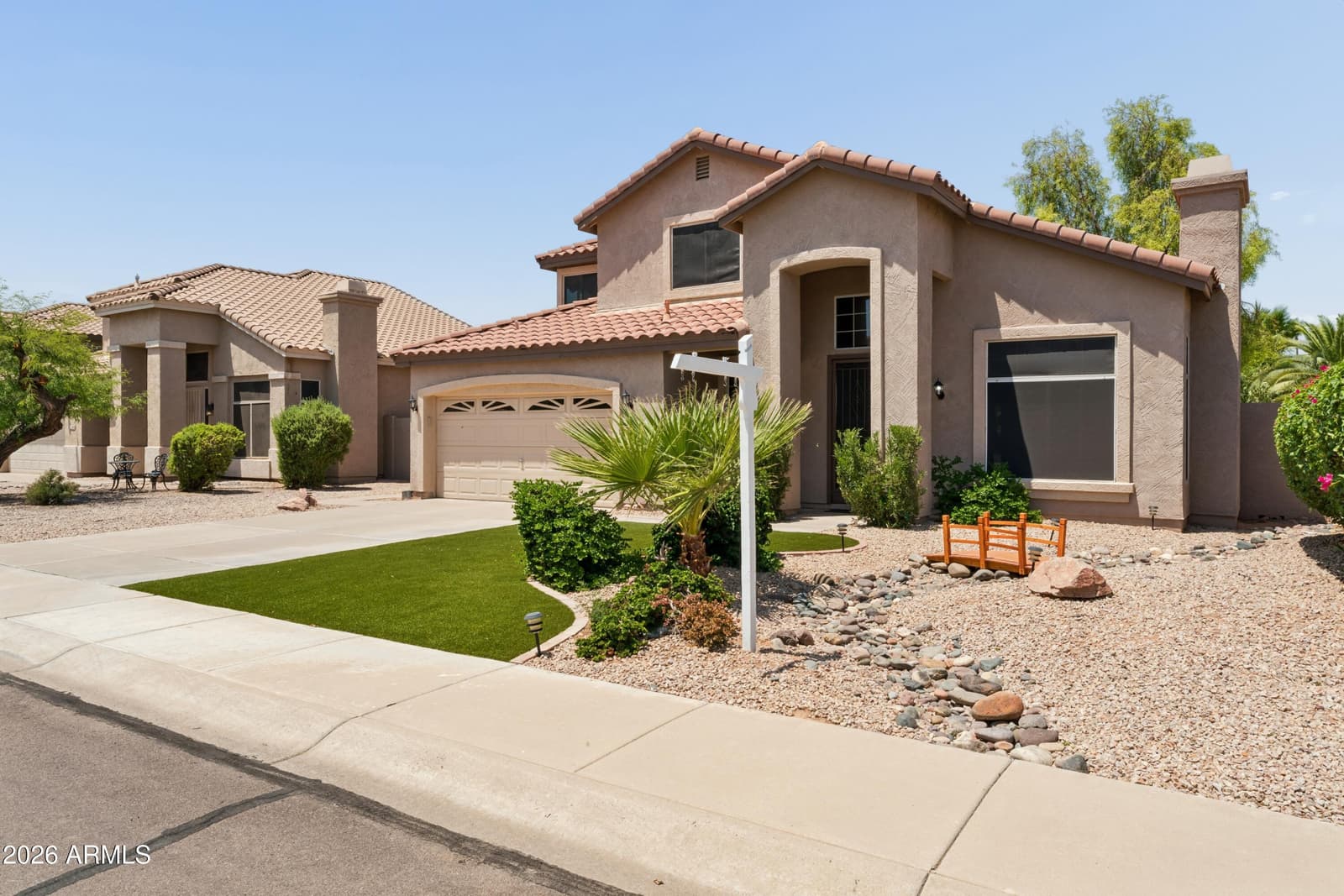 860 N WOODBURNE Drive, Chandler, AZ 85224 — photo 7 of 83