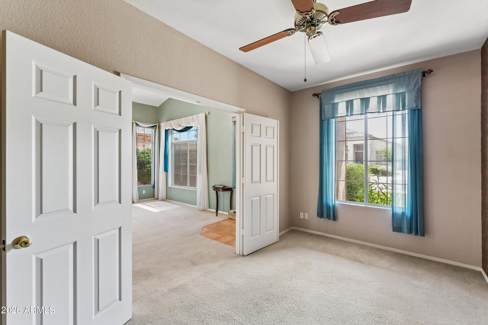 860 N WOODBURNE Drive, Chandler, AZ 85224 — photo 33 of 83