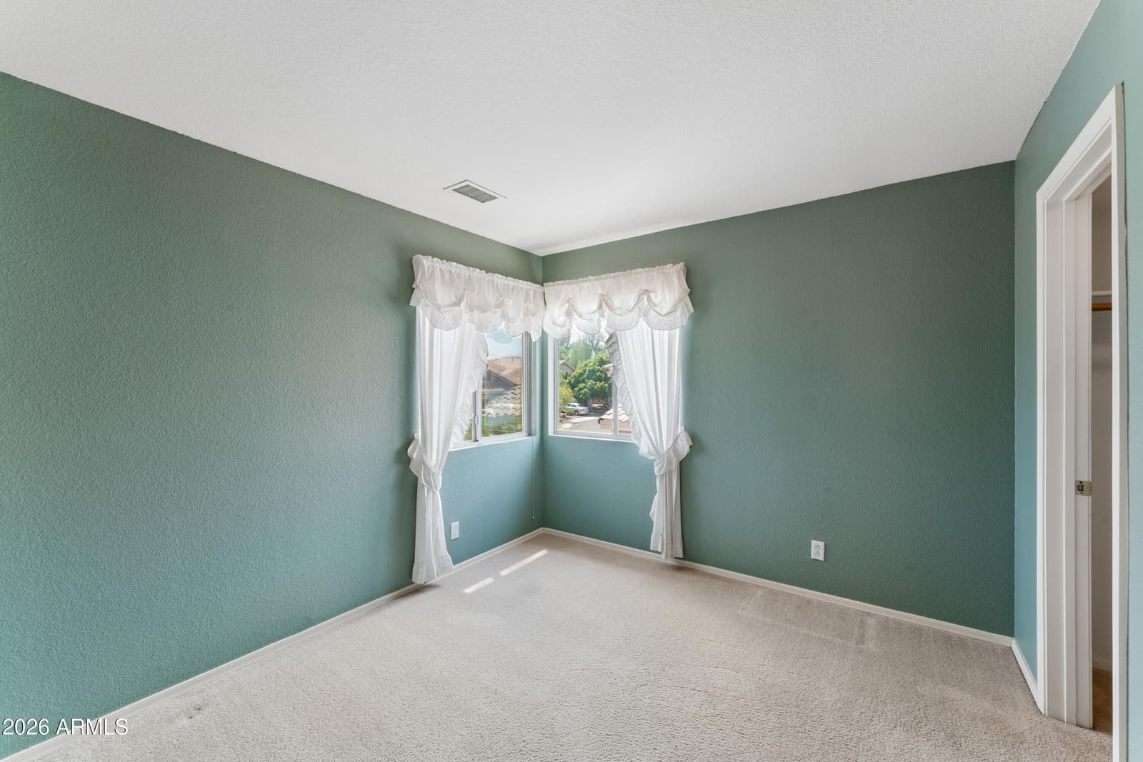 860 N WOODBURNE Drive, Chandler, AZ 85224 — photo 47 of 83