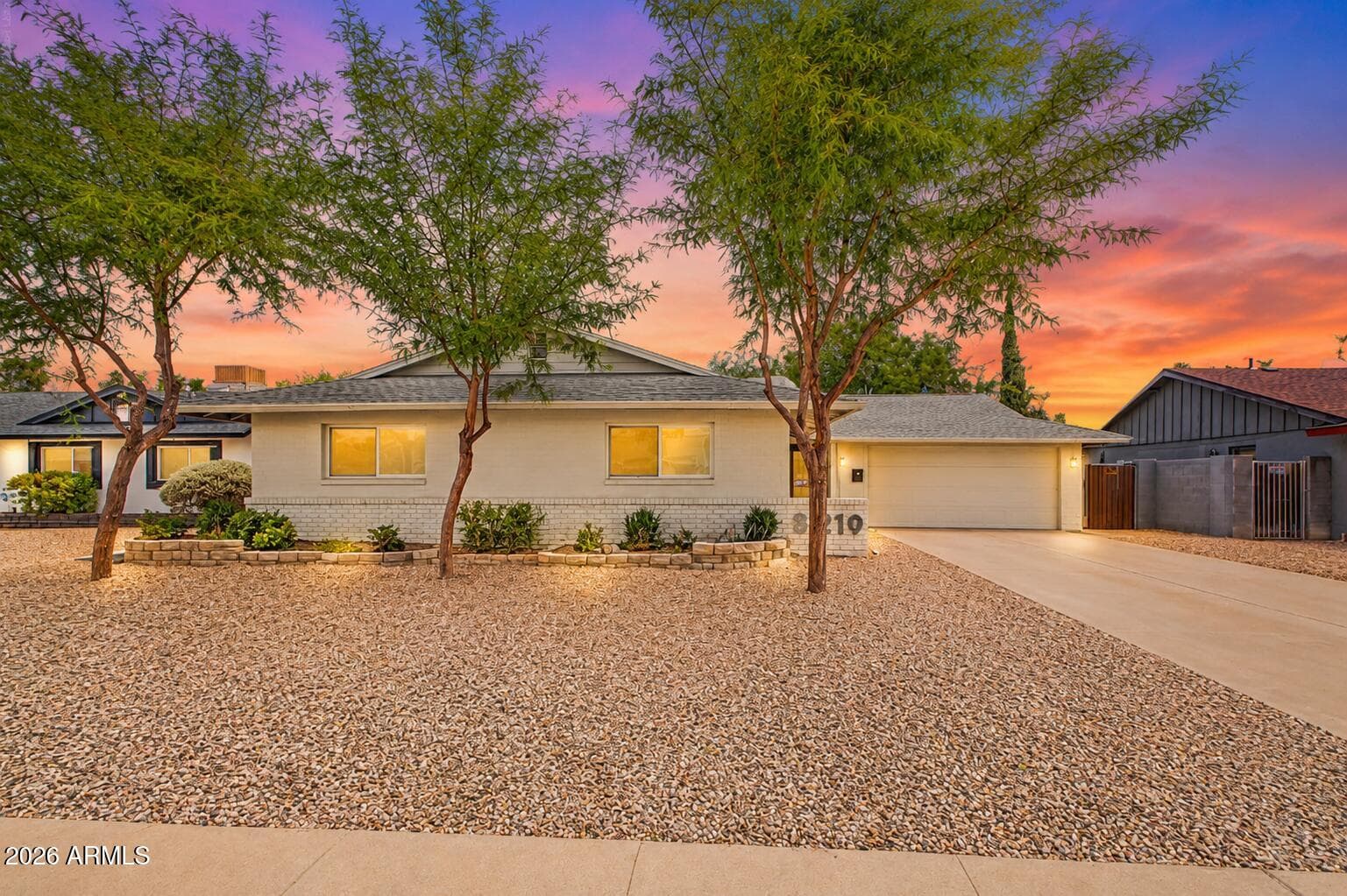 8219 E Valley View Road, Scottsdale, AZ 85250 — photo 2 of 29