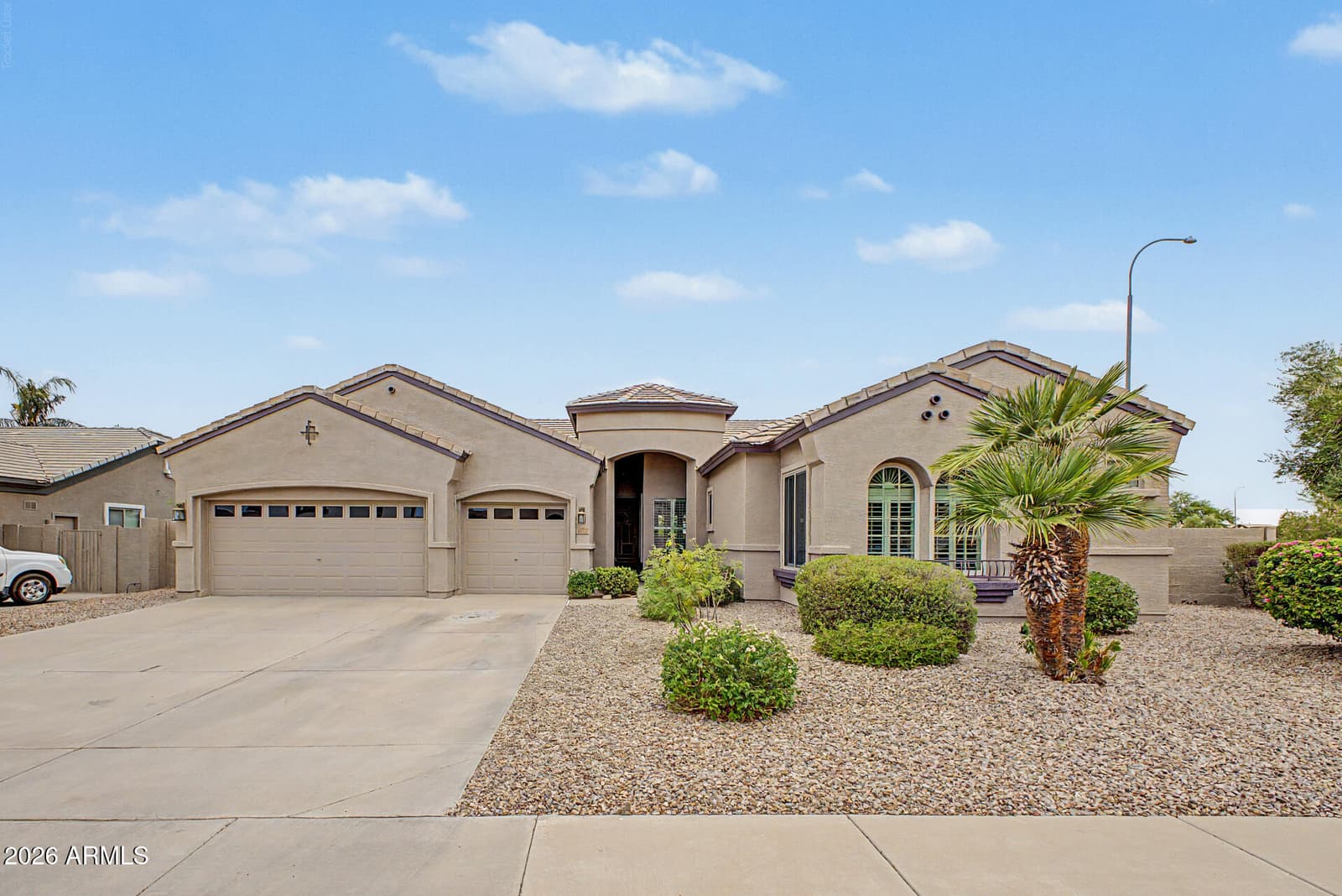 2972 E WINGED FOOT Drive, Chandler, AZ 85249 — photo 2 of 28