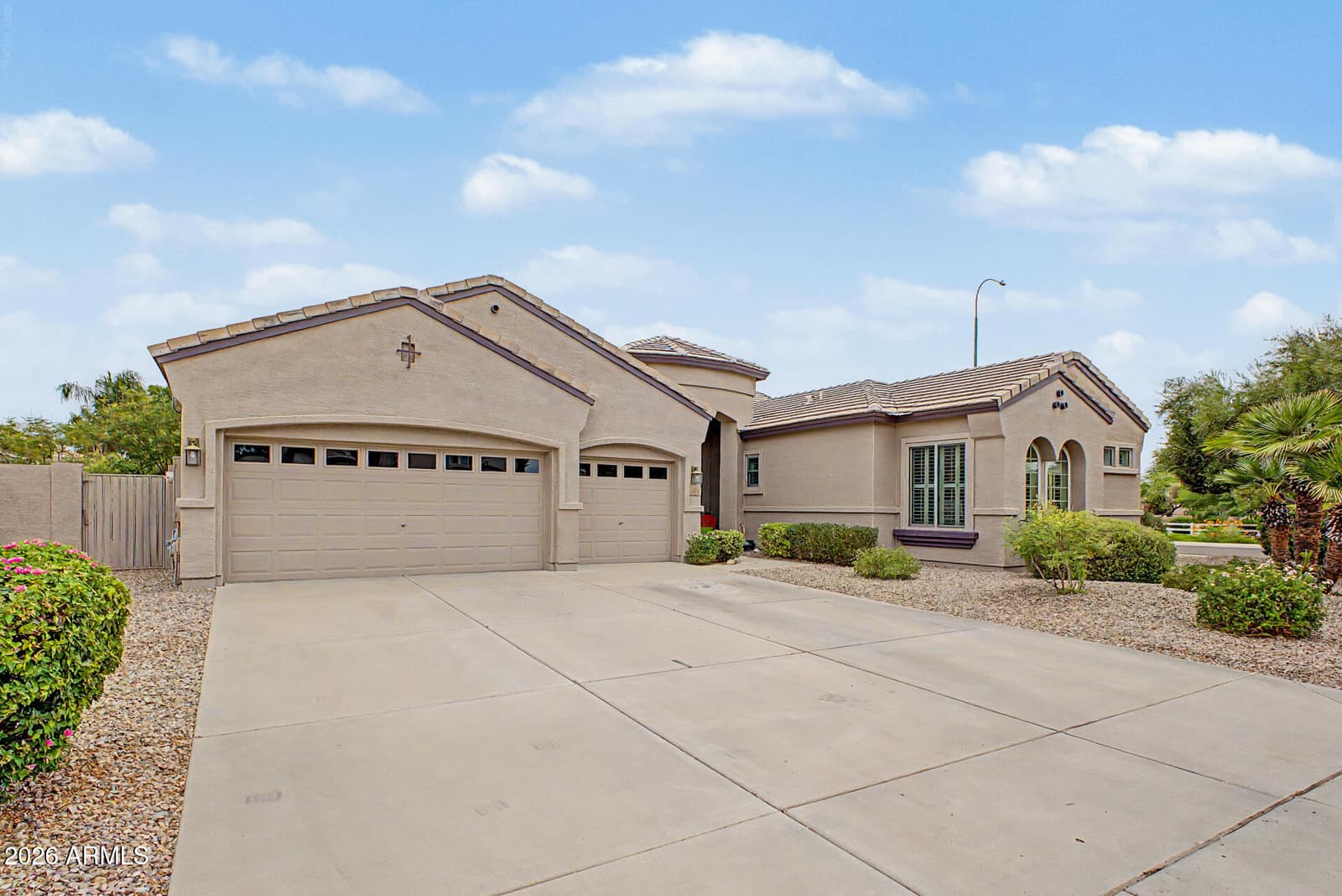 2972 E WINGED FOOT Drive, Chandler, AZ 85249 — photo 1 of 28