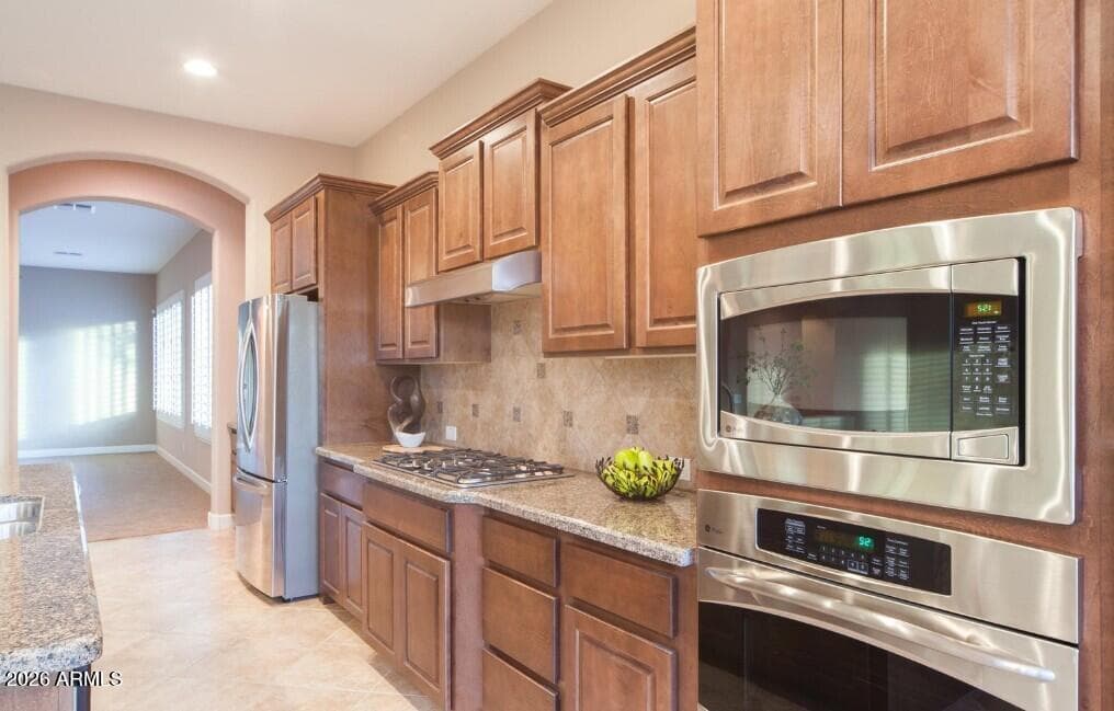 31498 N 129TH Drive, Peoria, AZ 85383 — photo 6 of 37