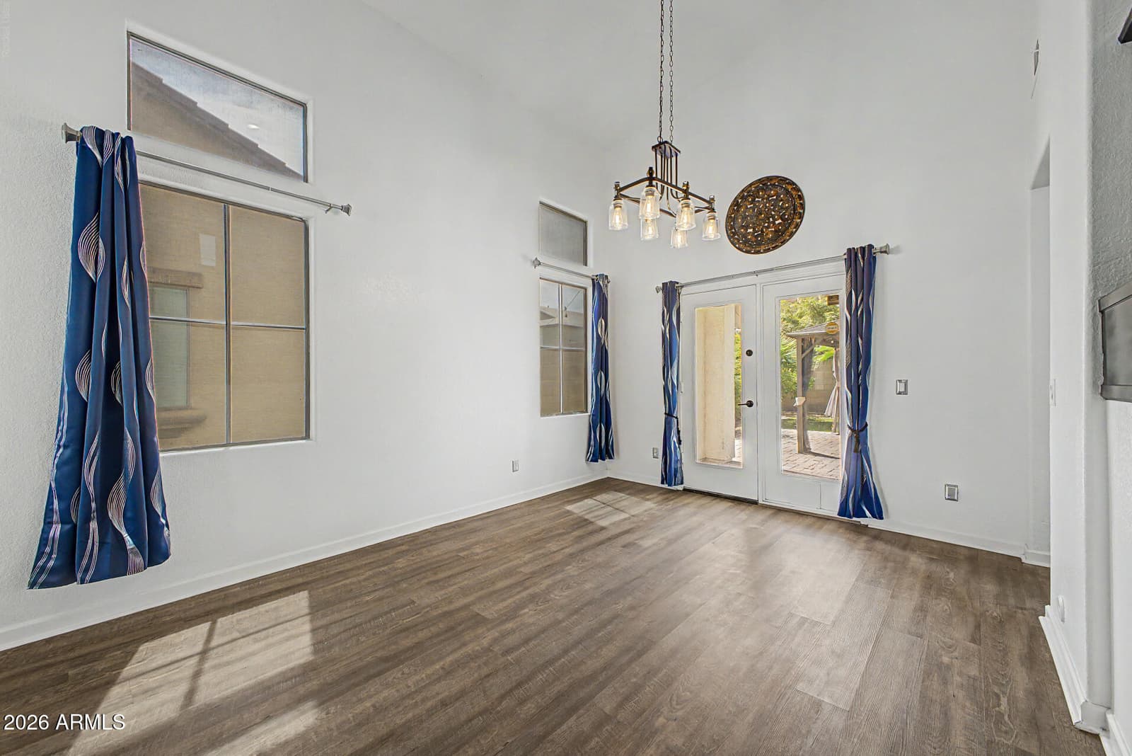 12175 W CHASE Lane, Avondale, AZ 85323 — photo 13 of 70