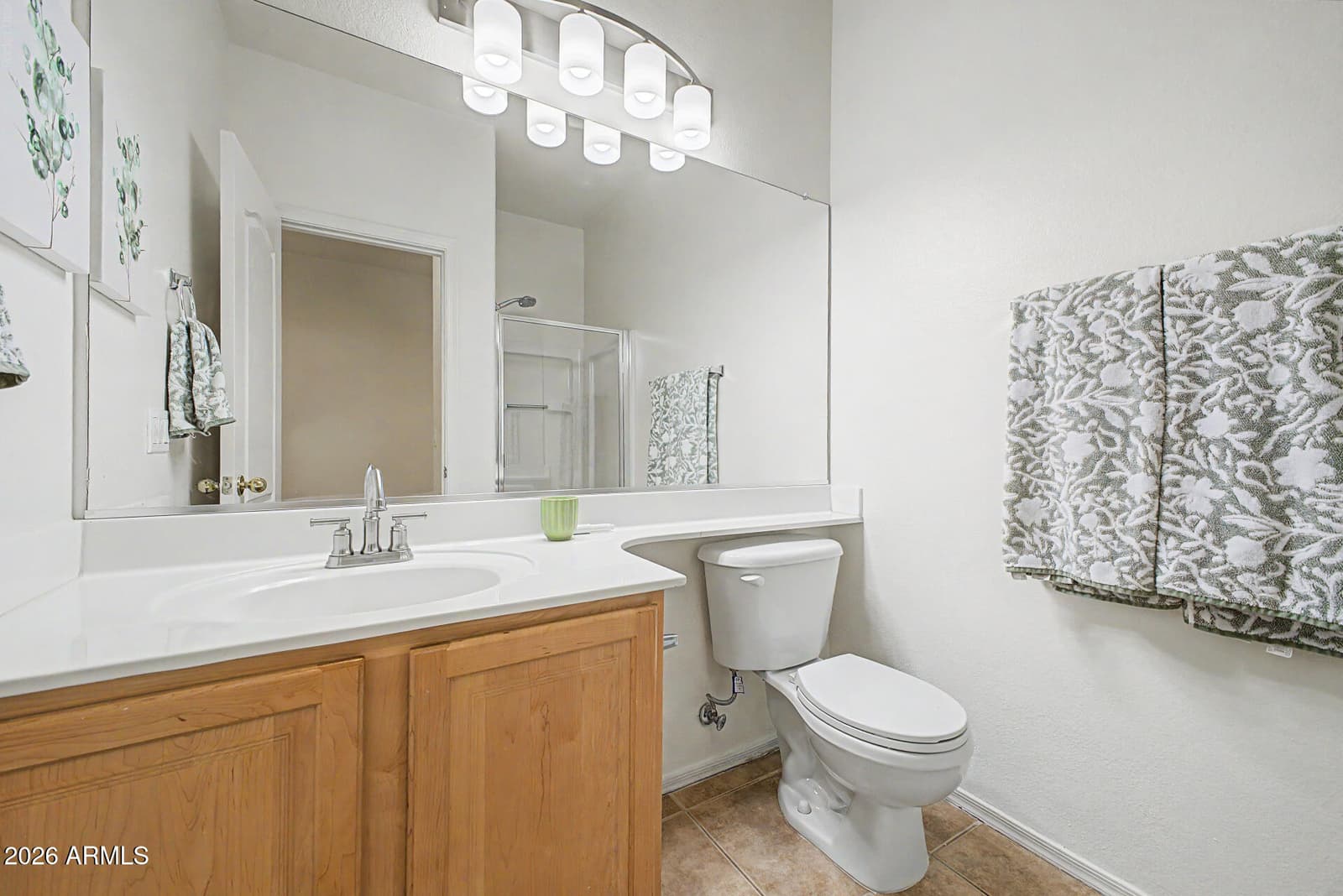 1050 E REDWOOD Drive, Chandler, AZ 85286 — photo 13 of 36