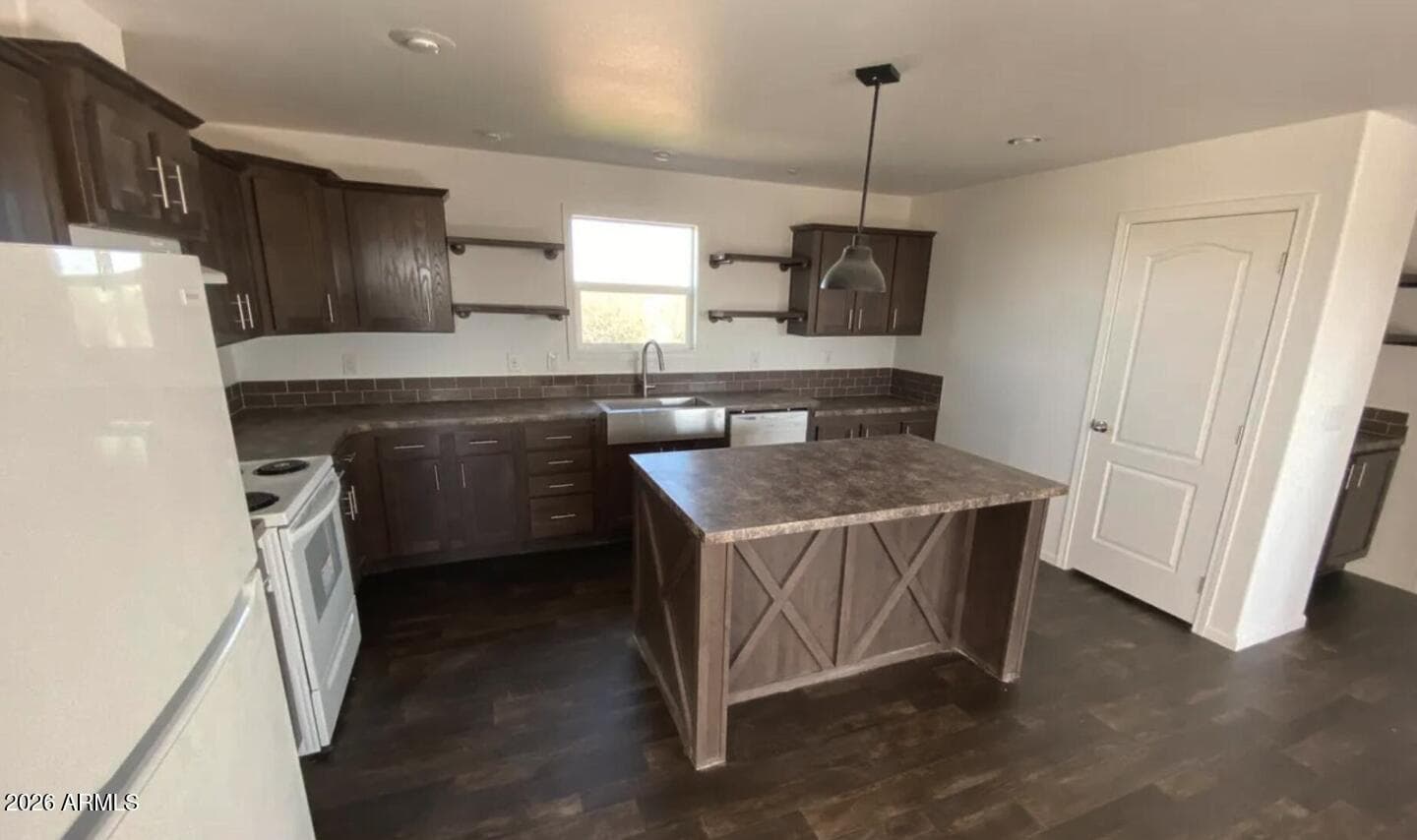 9769 S THORNTON Road, Casa Grande, AZ 85193 — photo 4 of 10